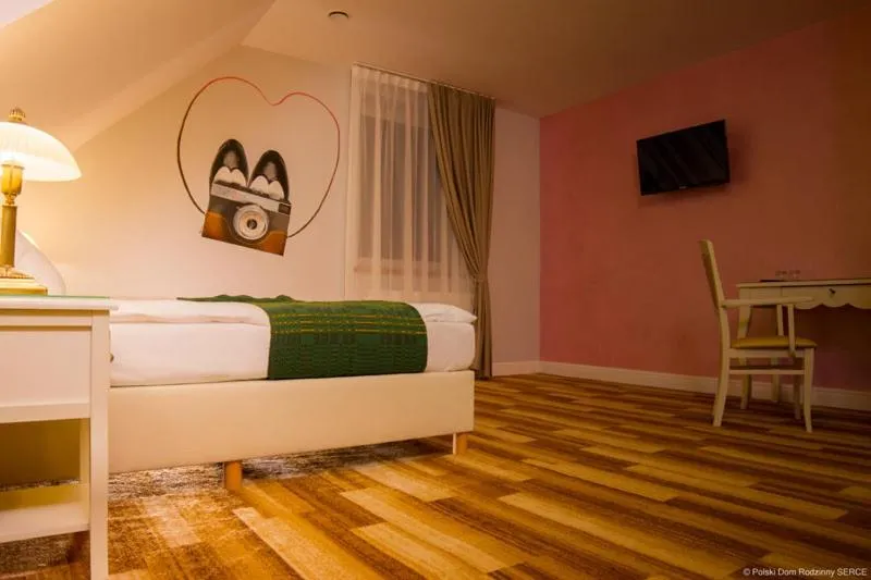Bed in Serce