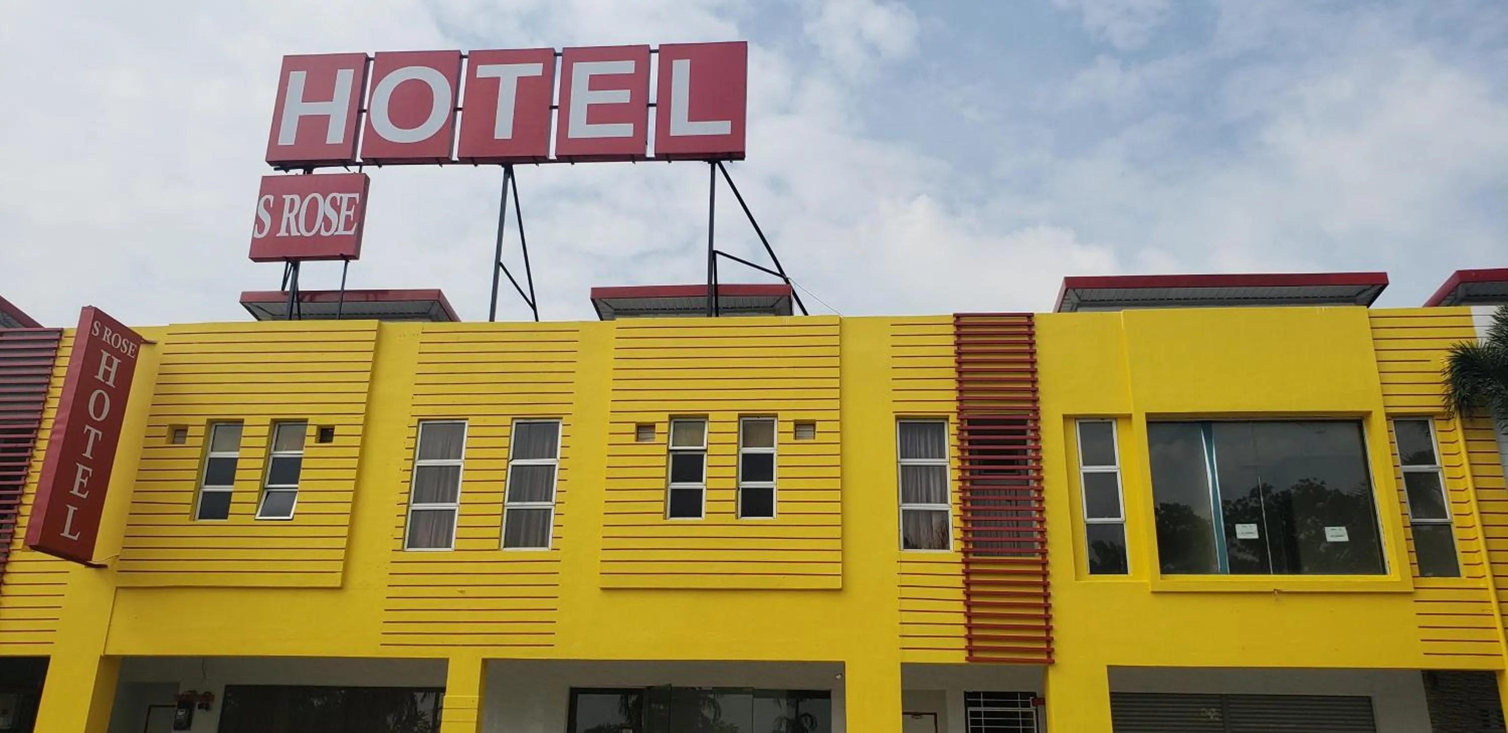 Property building in S Rose Hotel Sepang