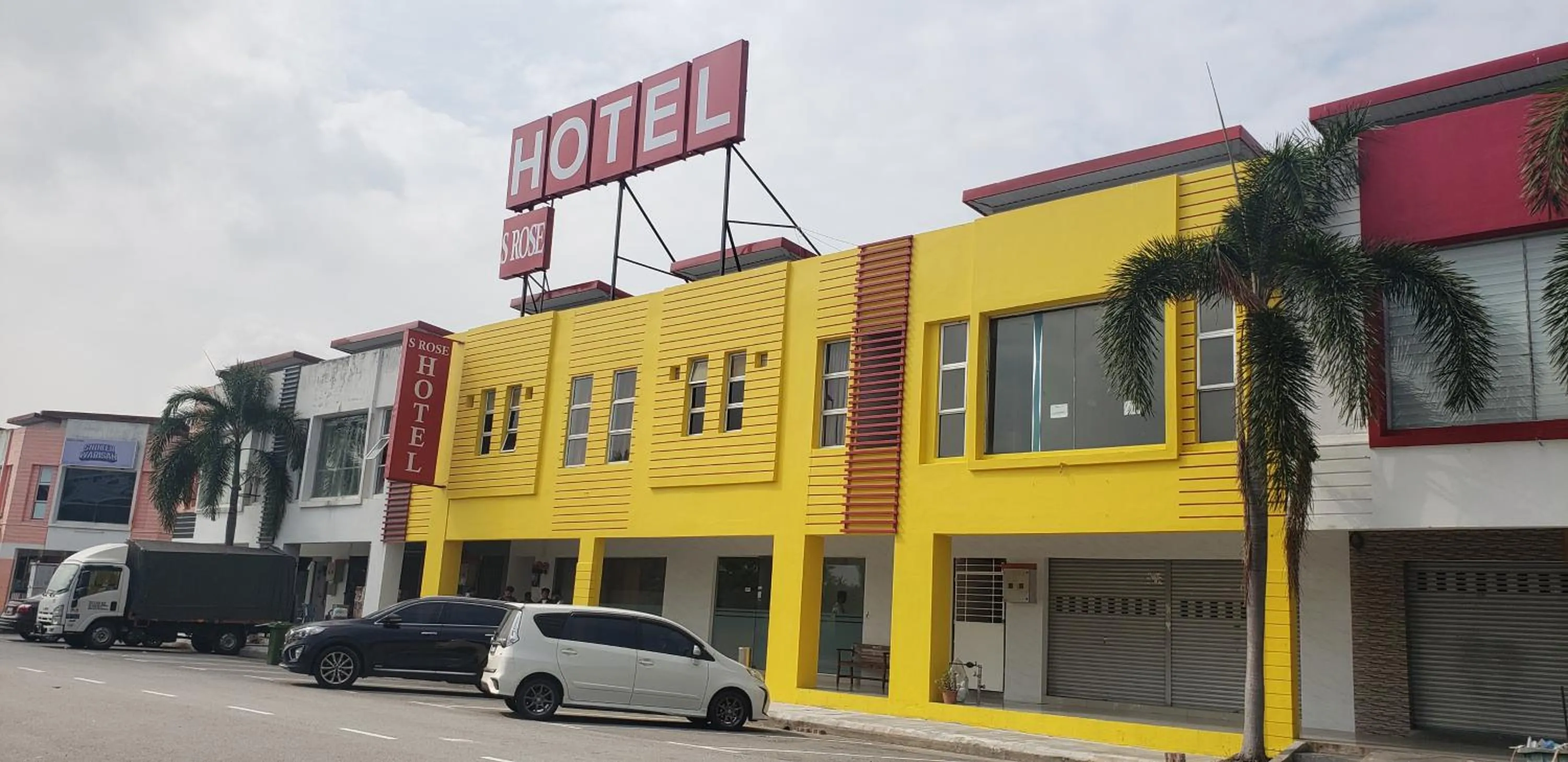 Property building in S Rose Hotel Sepang