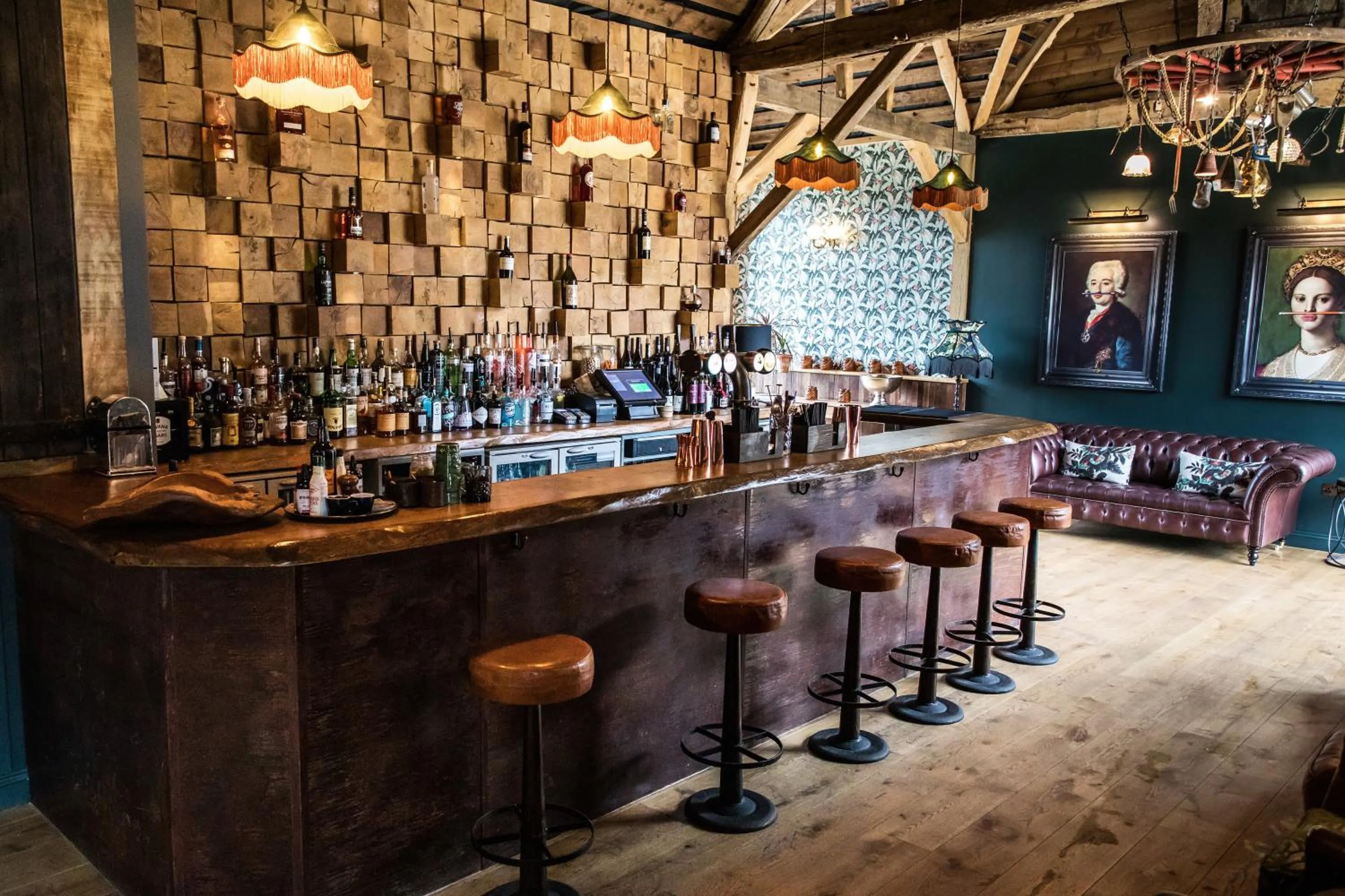 wedding in The Farmhouse at Redcoats