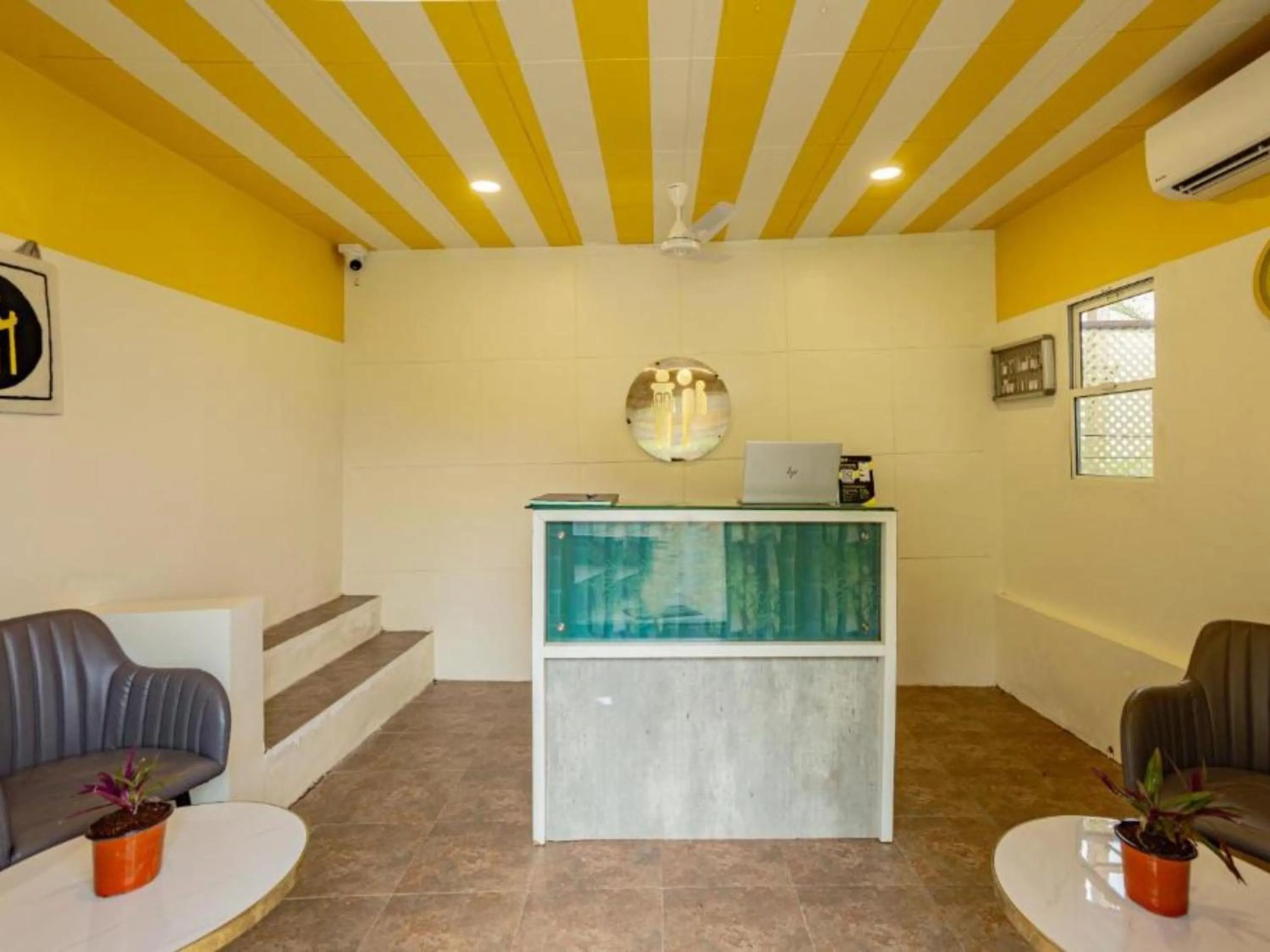 Facade/entrance in The Hosteller Panshet