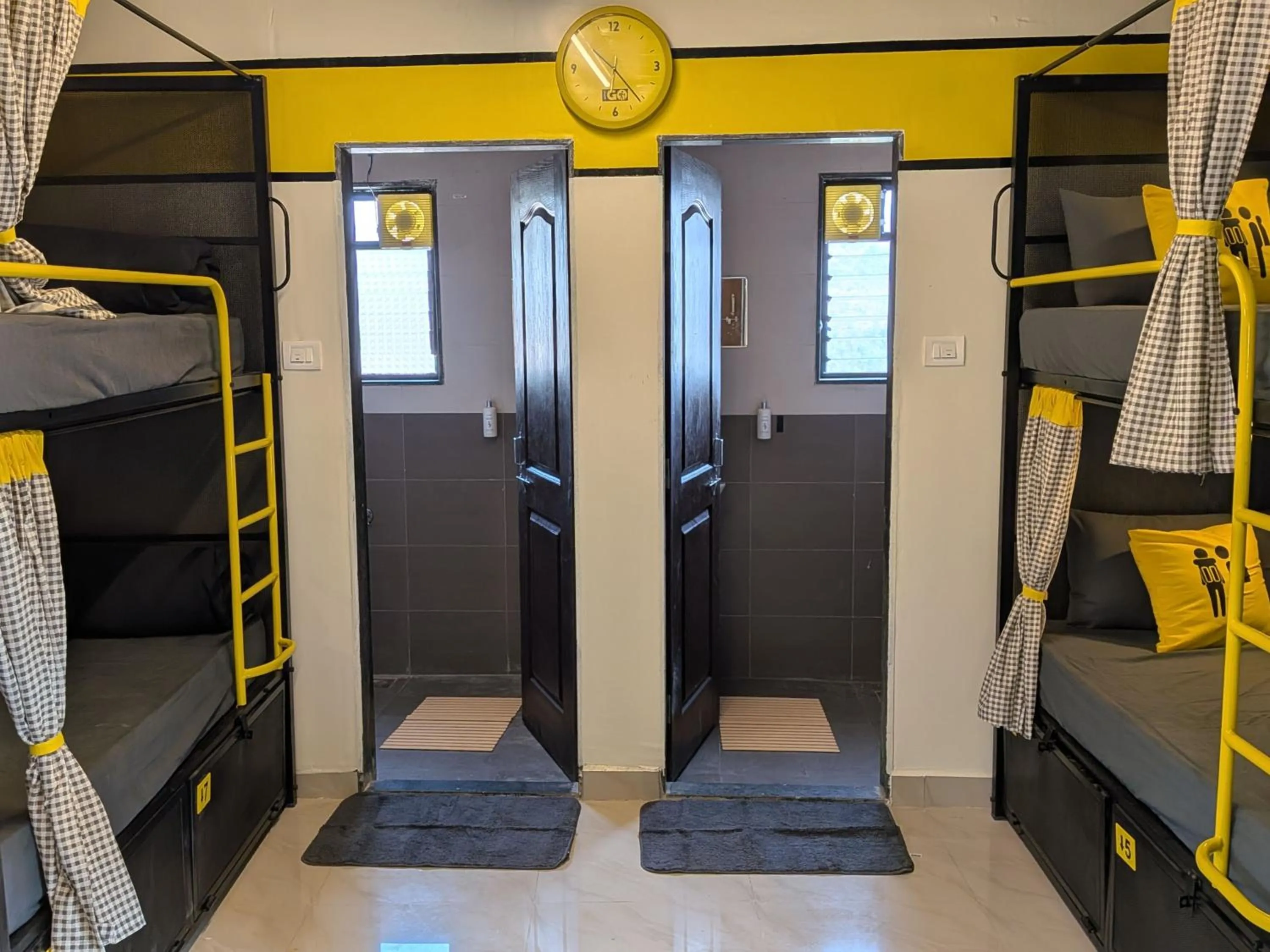 Bedroom in The Hosteller Panshet