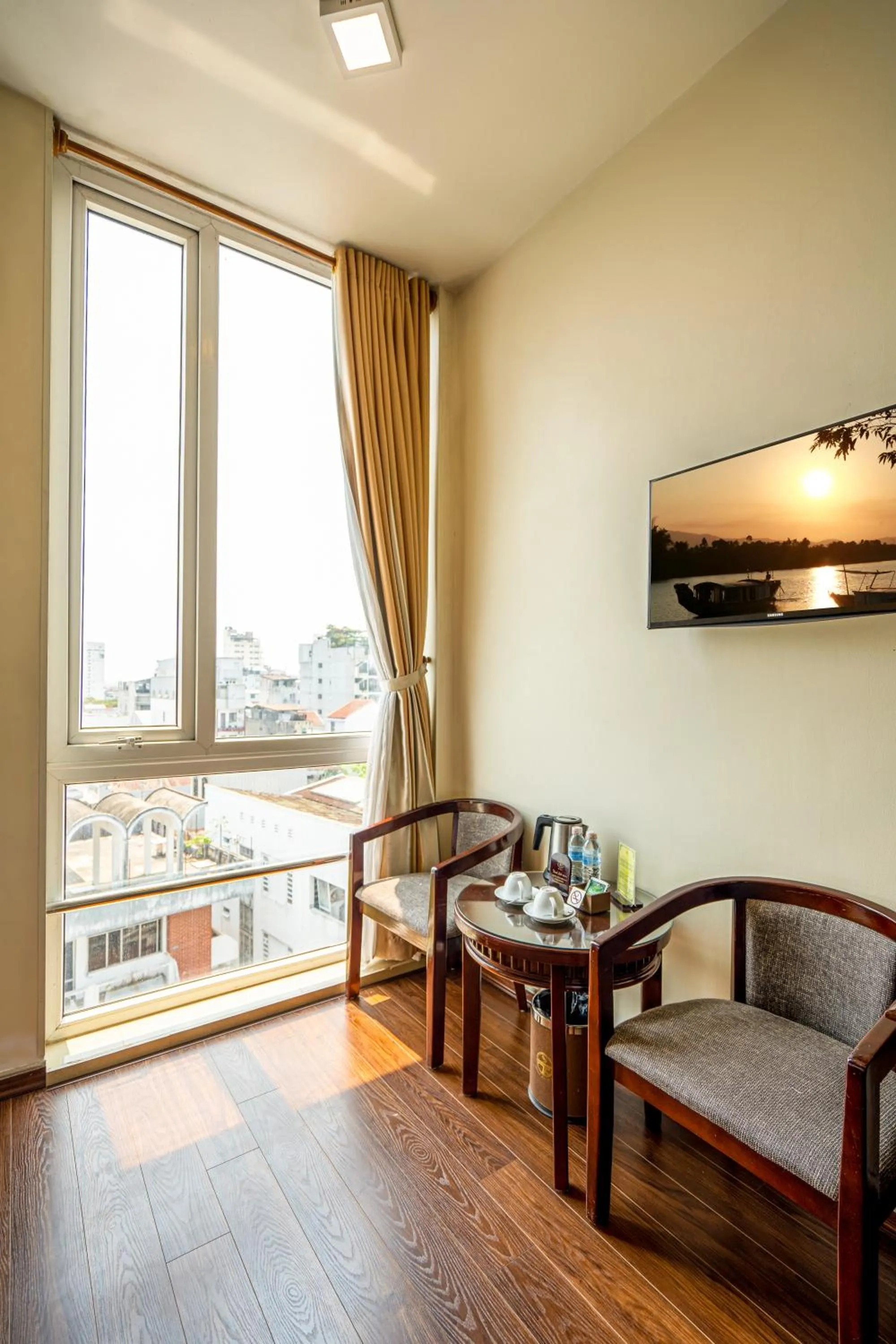 TV and multimedia in Thanh Lich Hue Hotel