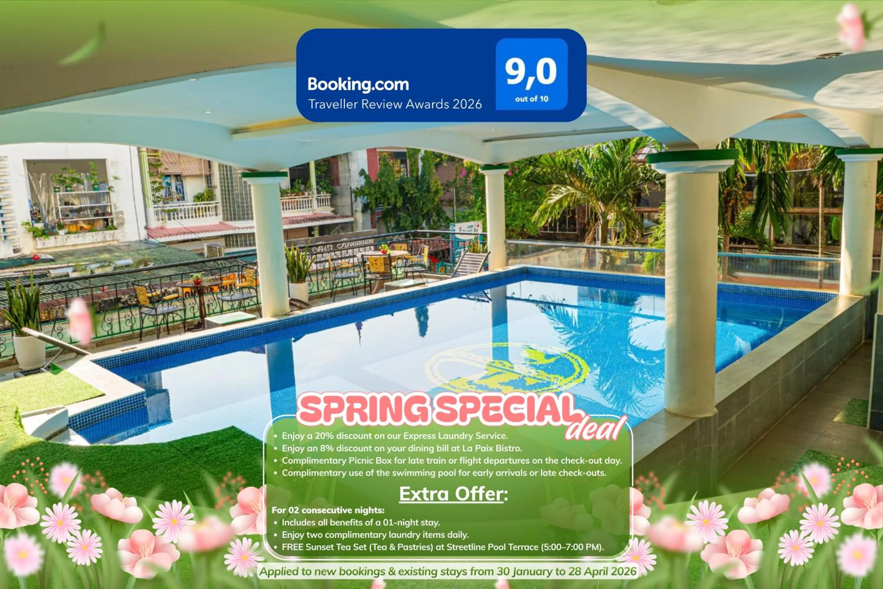 Swimming pool in Thanh Lich Hue Hotel