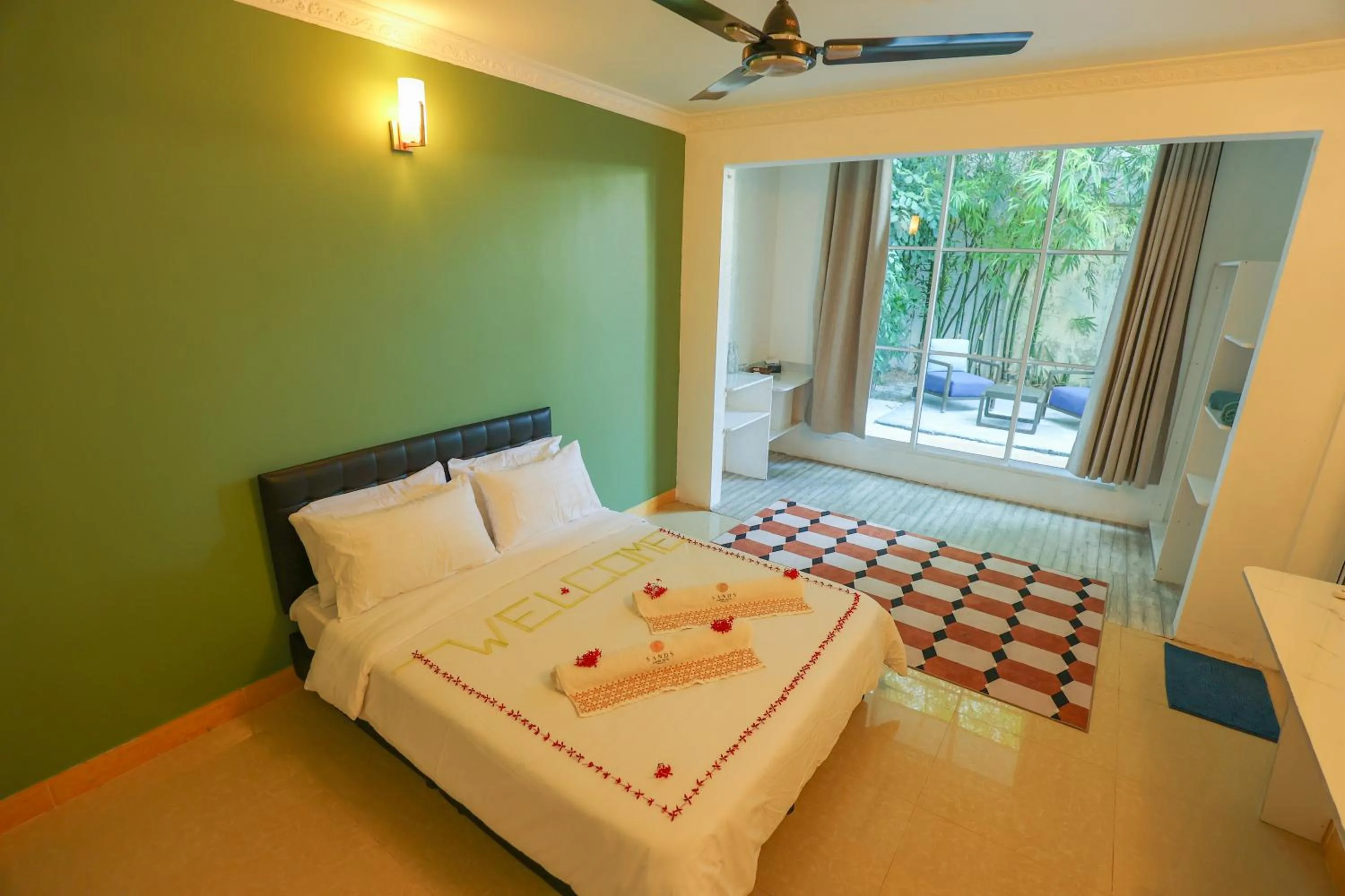 King Room with Garden View in Sands Garden Hotel