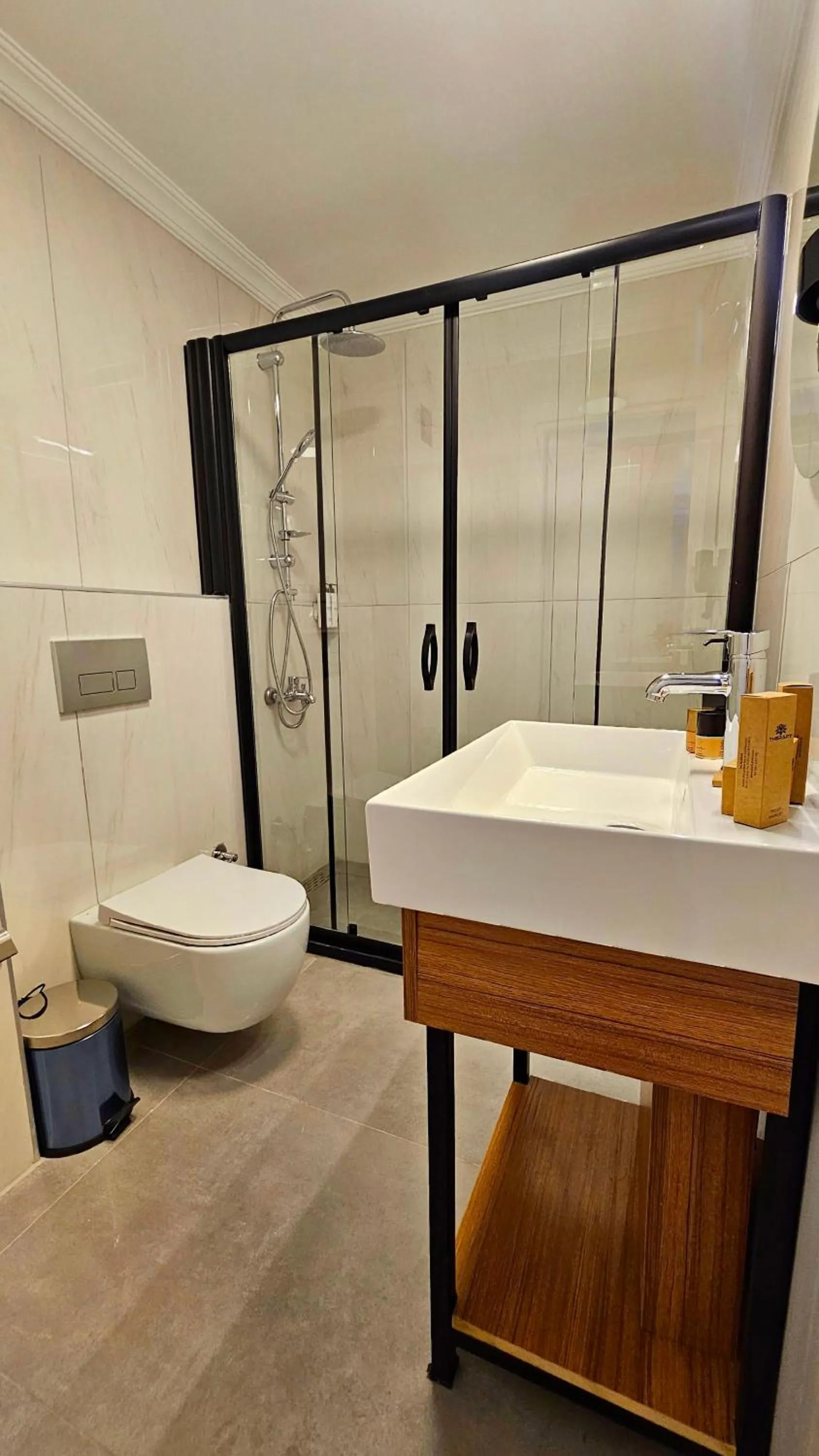 Bathroom in Vera Taksim Hotel