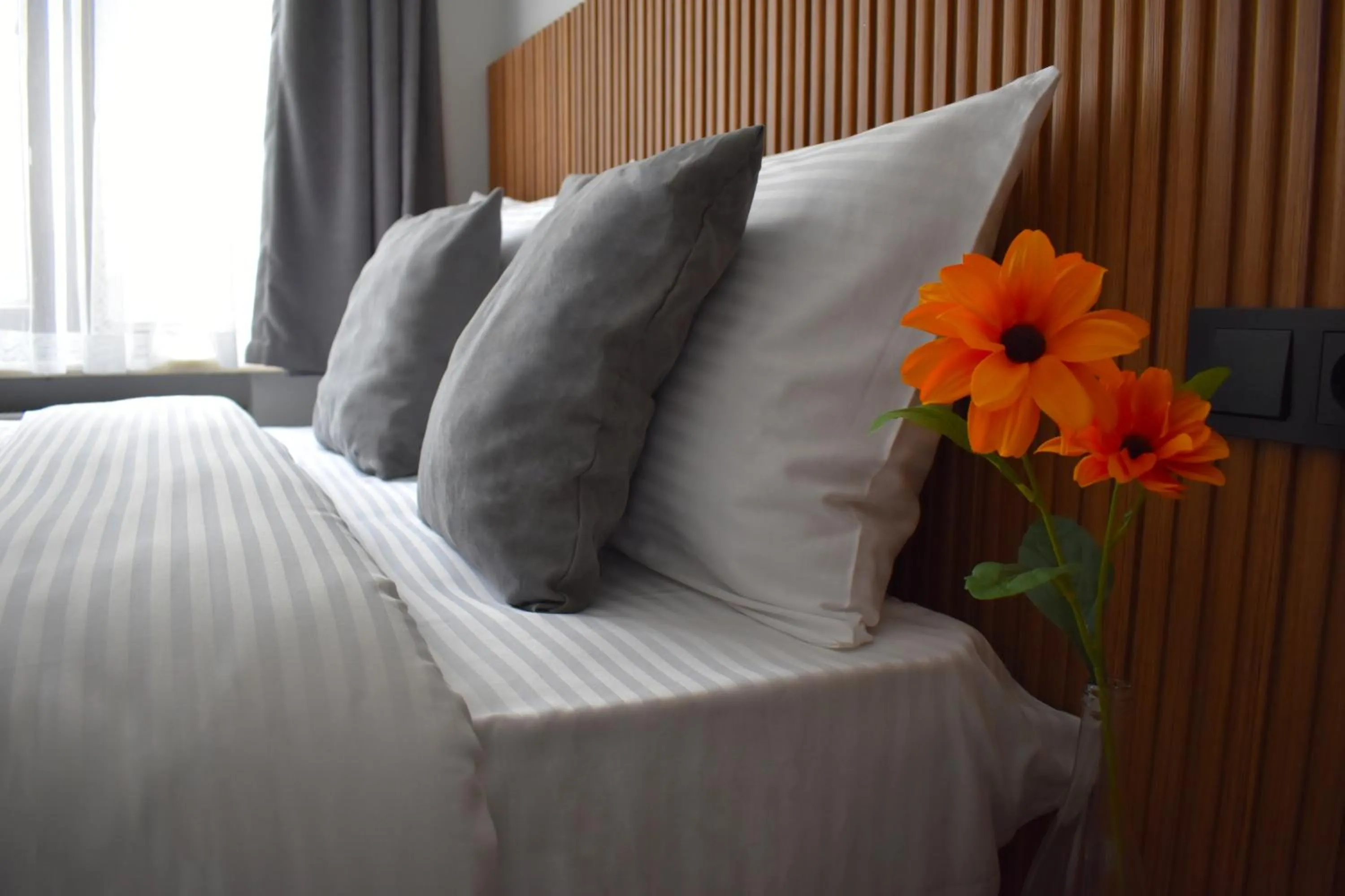 Photo of the whole room, Bed in Vera Taksim Hotel