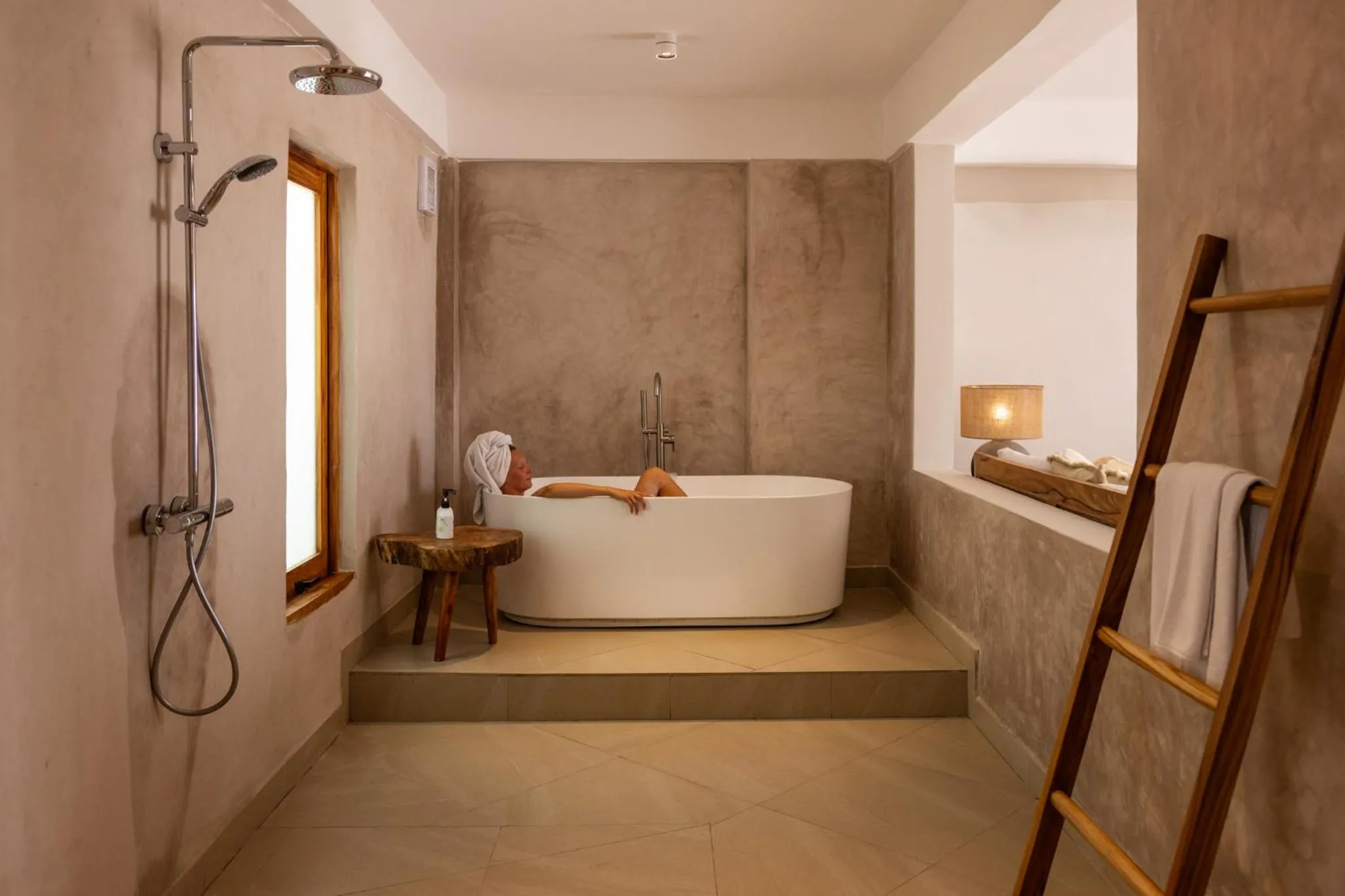 Bath in Kaskazi Hotel Zanzibar