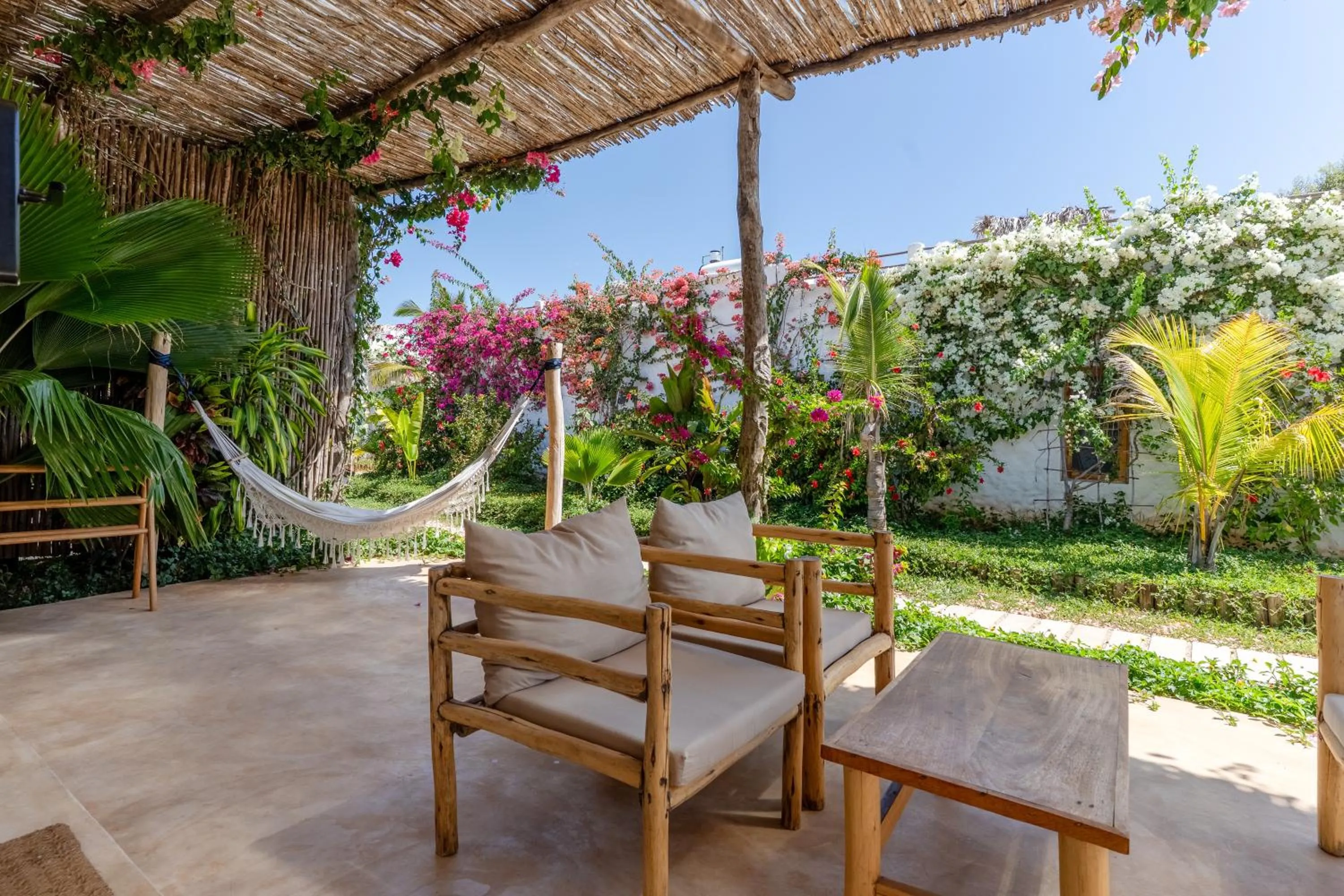 Garden in Kaskazi Hotel Zanzibar