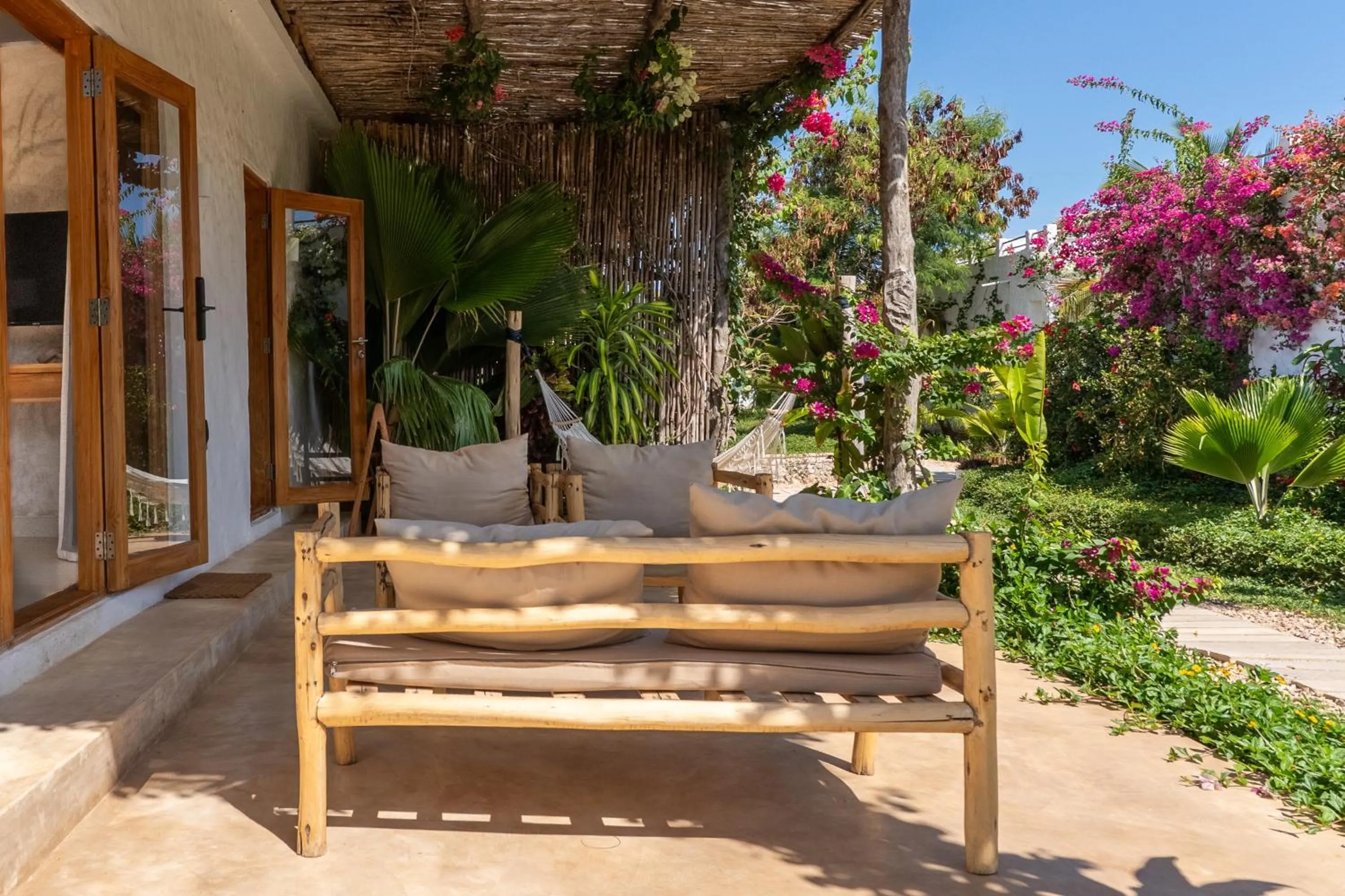Garden in Kaskazi Hotel Zanzibar