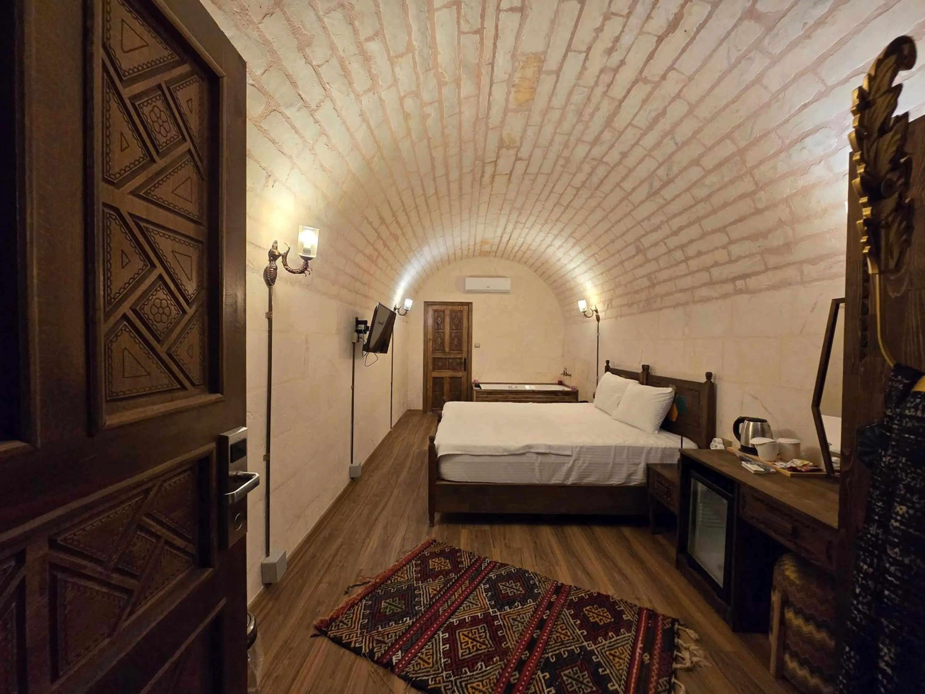 Guests, Bed in ABGAR Otel