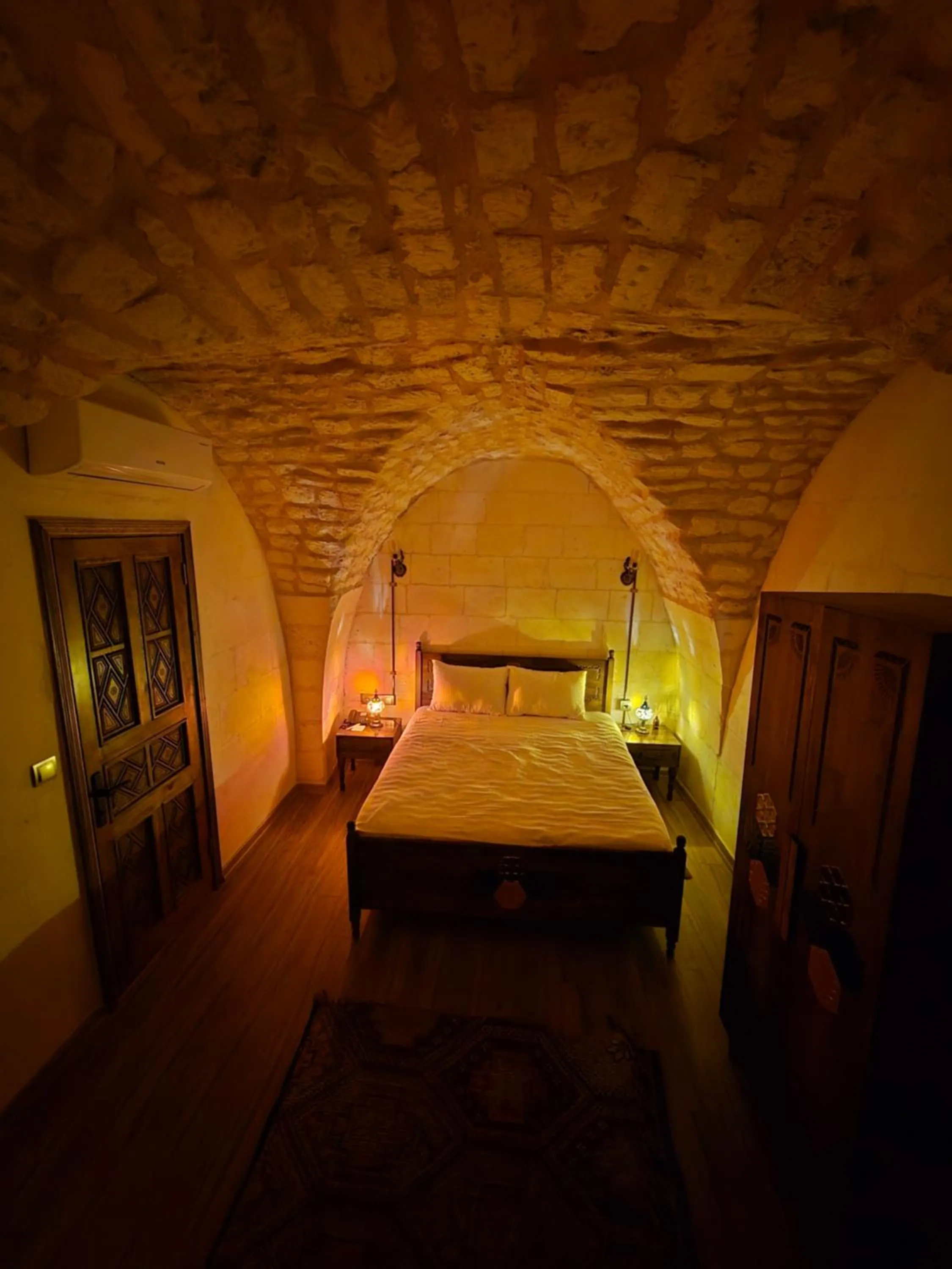 Guests, Bed in ABGAR Otel
