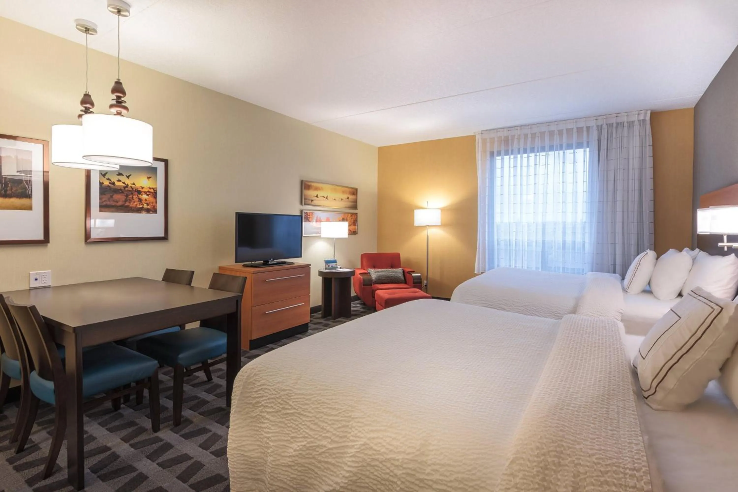 Photo of the whole room, Bed in TownePlace Suites by Marriott Belleville