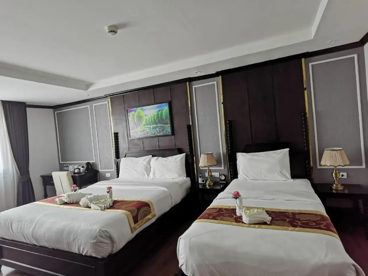 Bed in Aaron Hotel Bed in Aaron Hotel