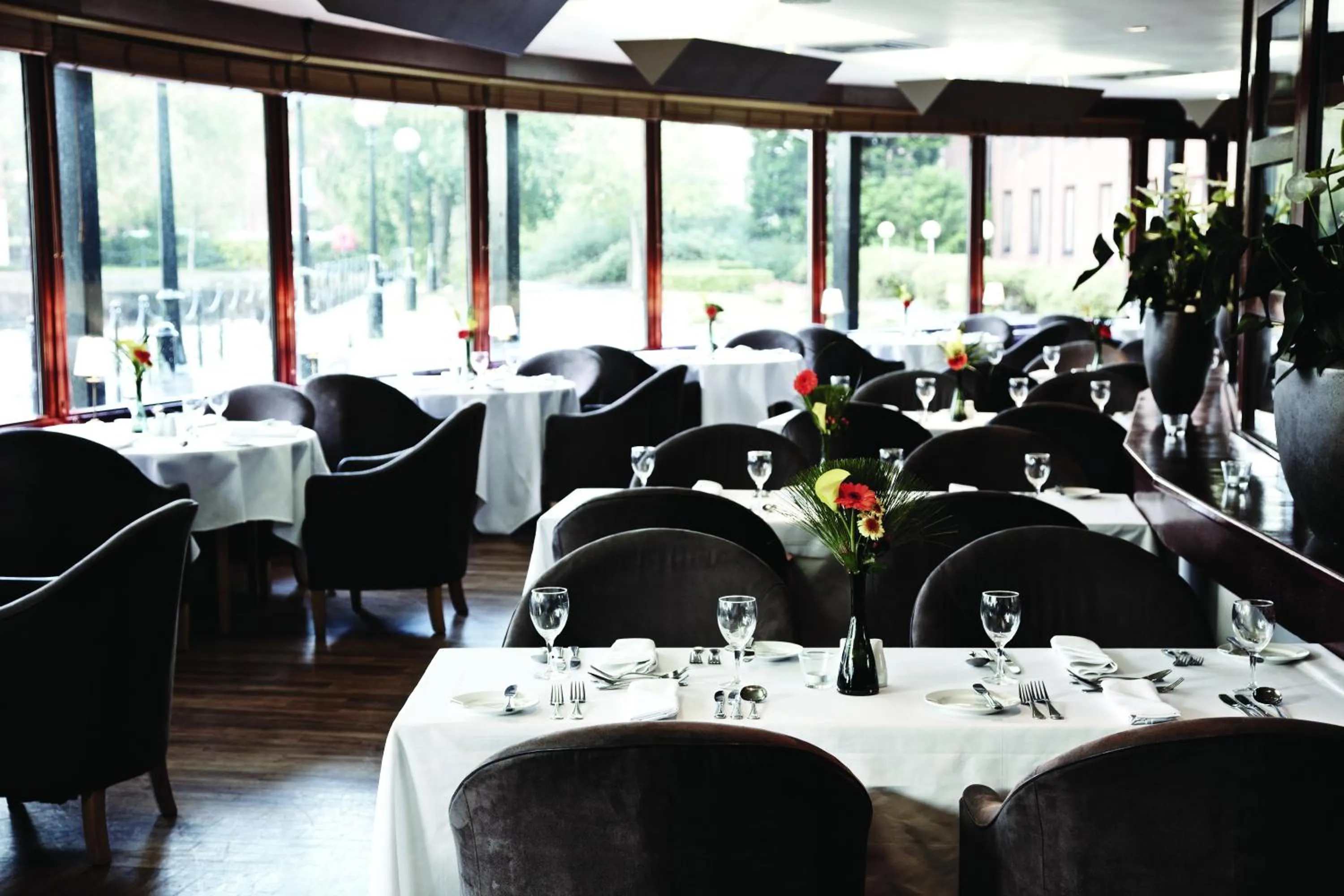 Restaurant/places to eat in Copthorne Hotel Manchester Salford Quays