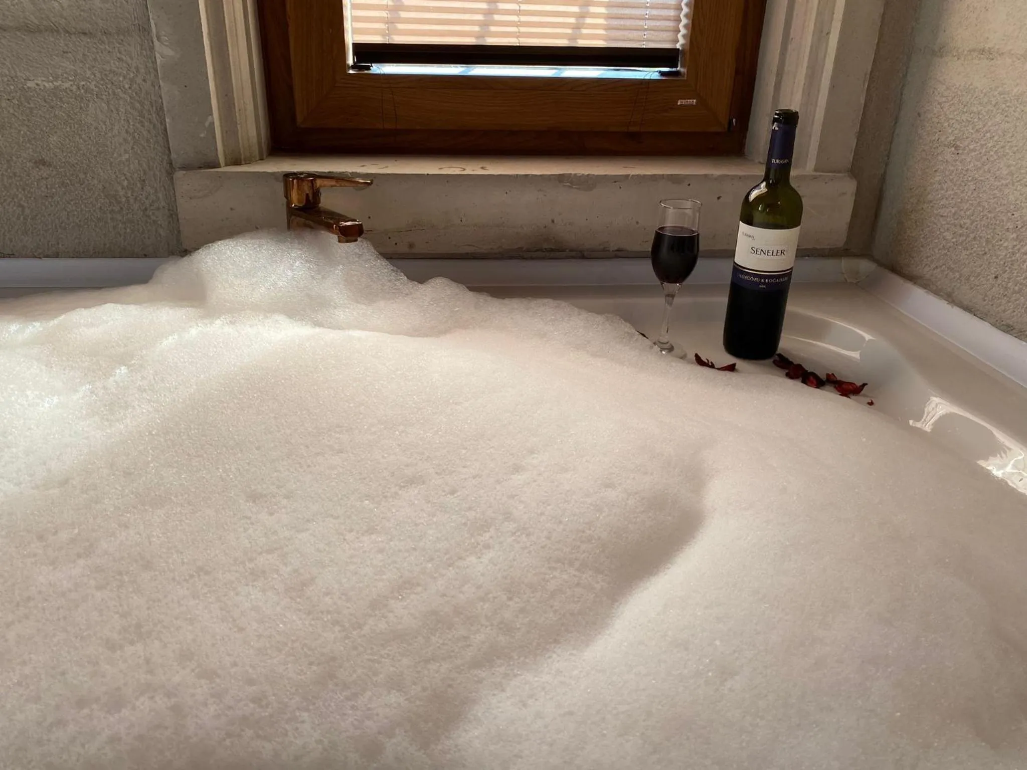 Hot Tub in Elite Rose Cappadocia