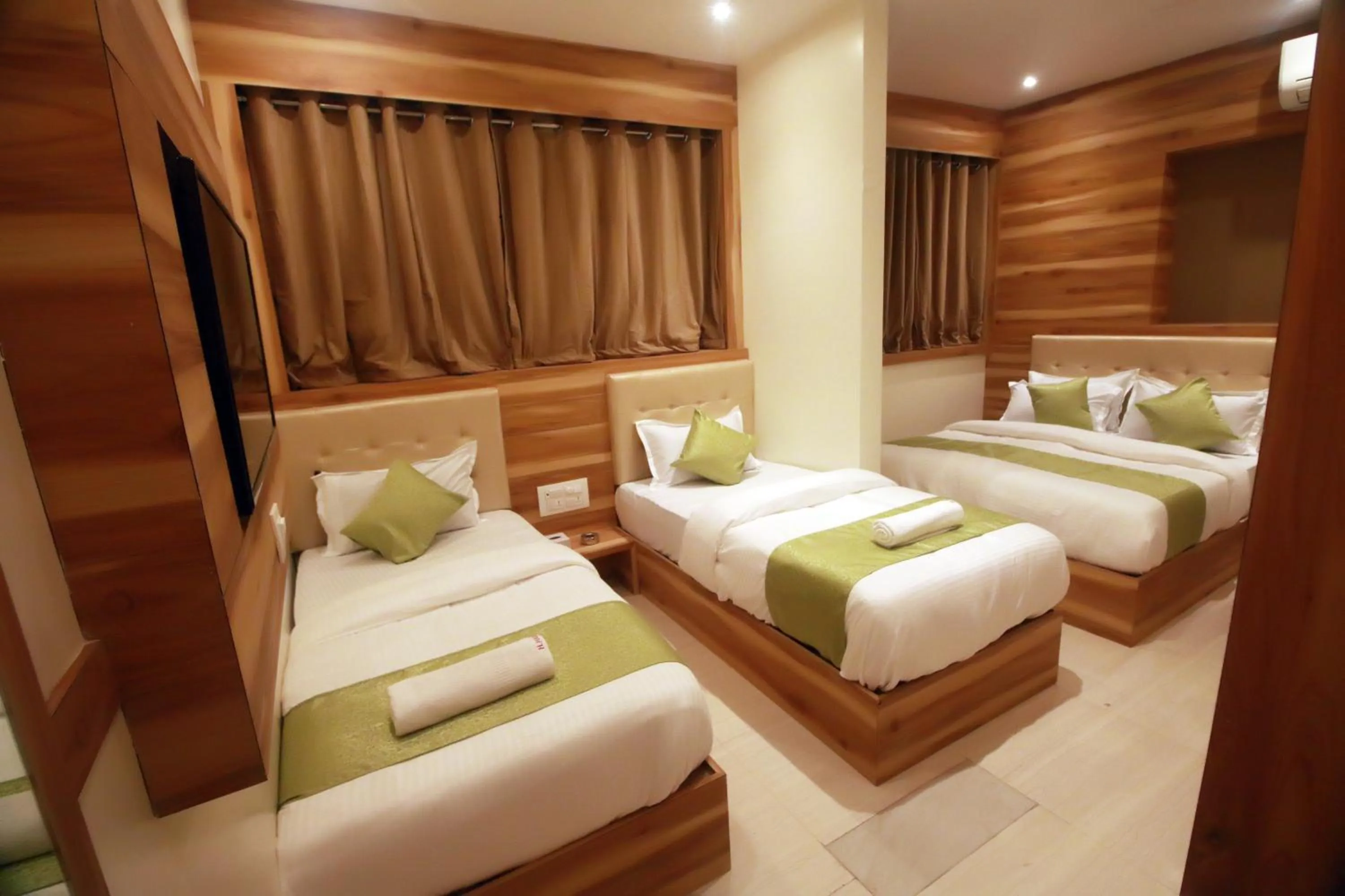 Bed in Hotel Al Madina palace