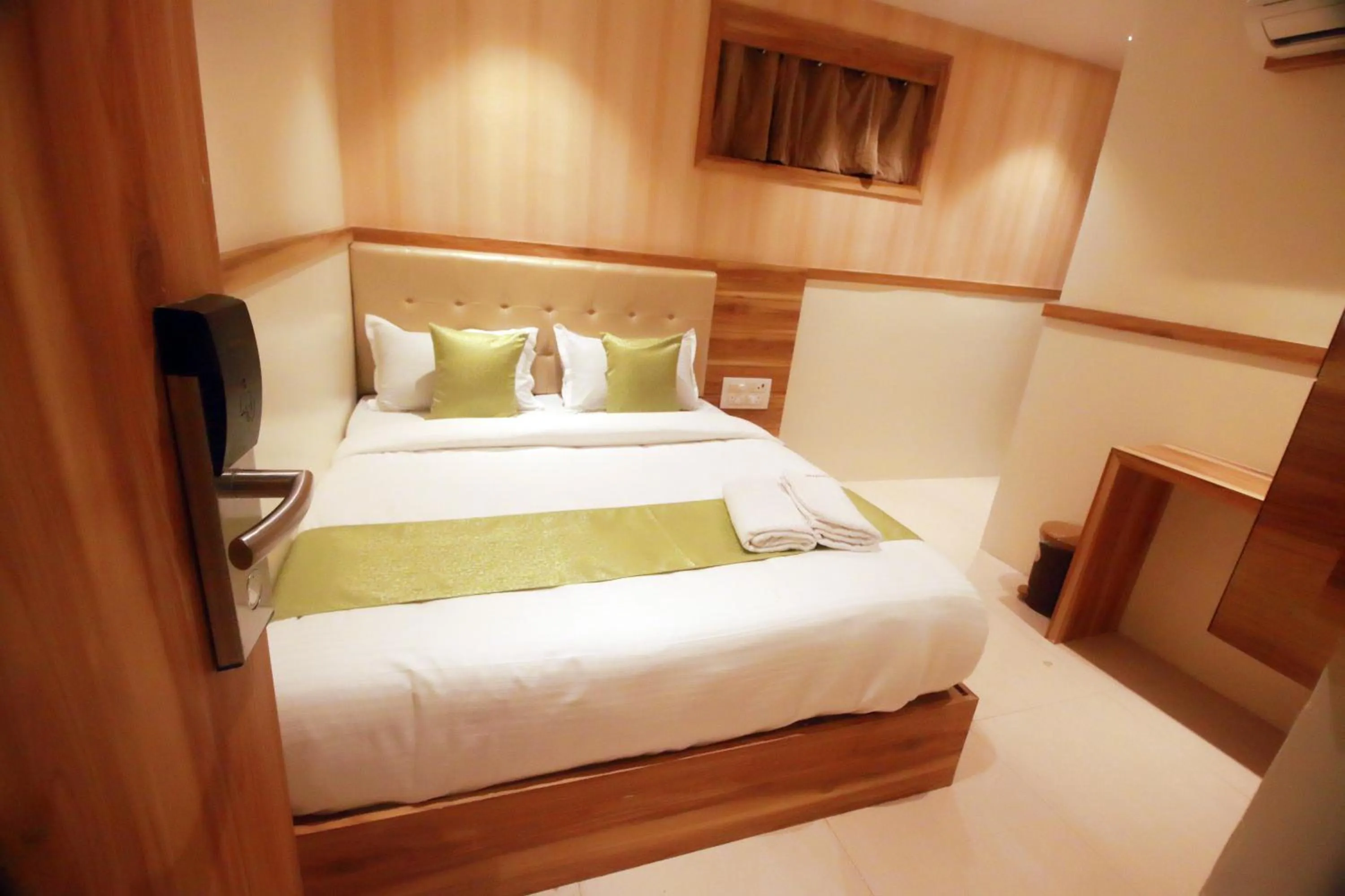 Bed in Hotel Al Madina palace