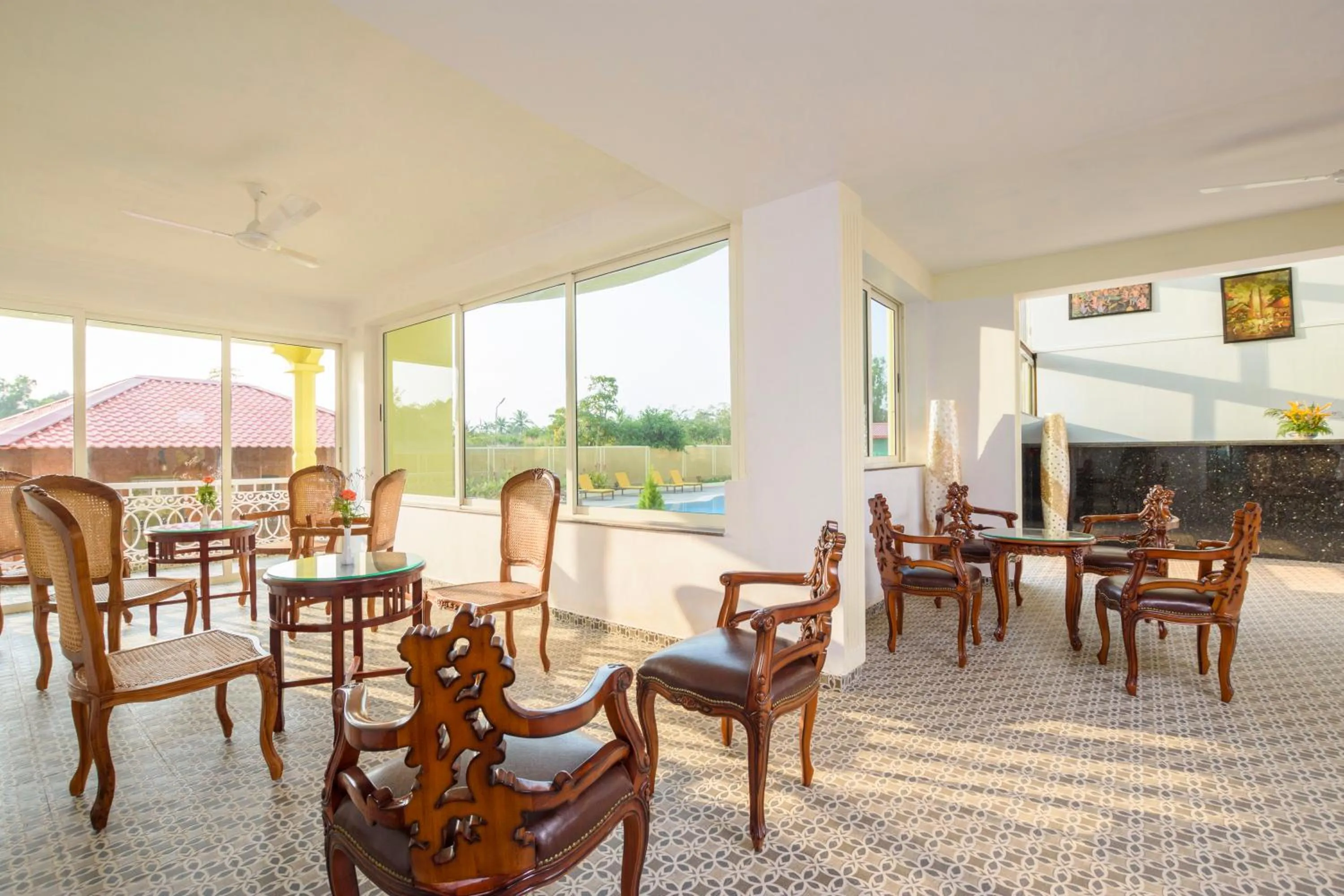 Restaurant/places to eat in Praia Da Oura - Boutique Resort