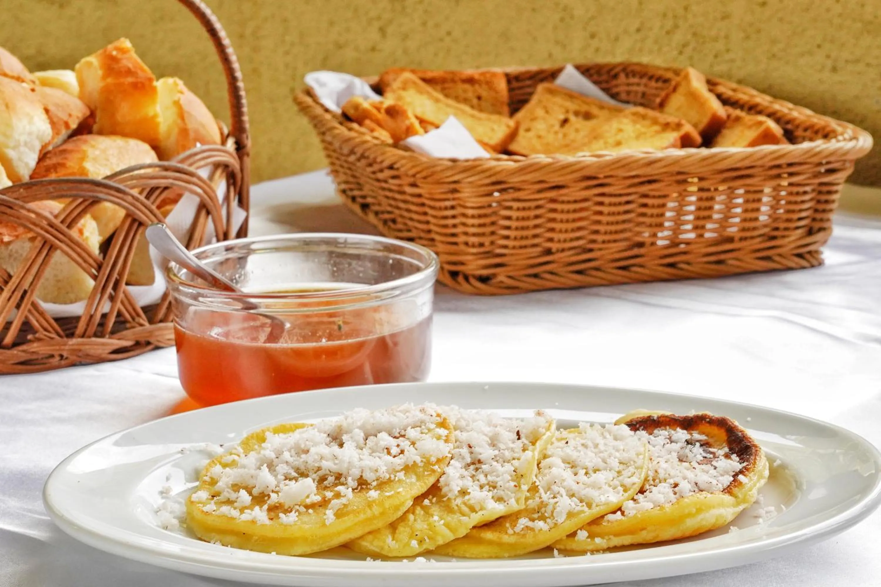 Breakfast in Praia Da Oura - Boutique Resort