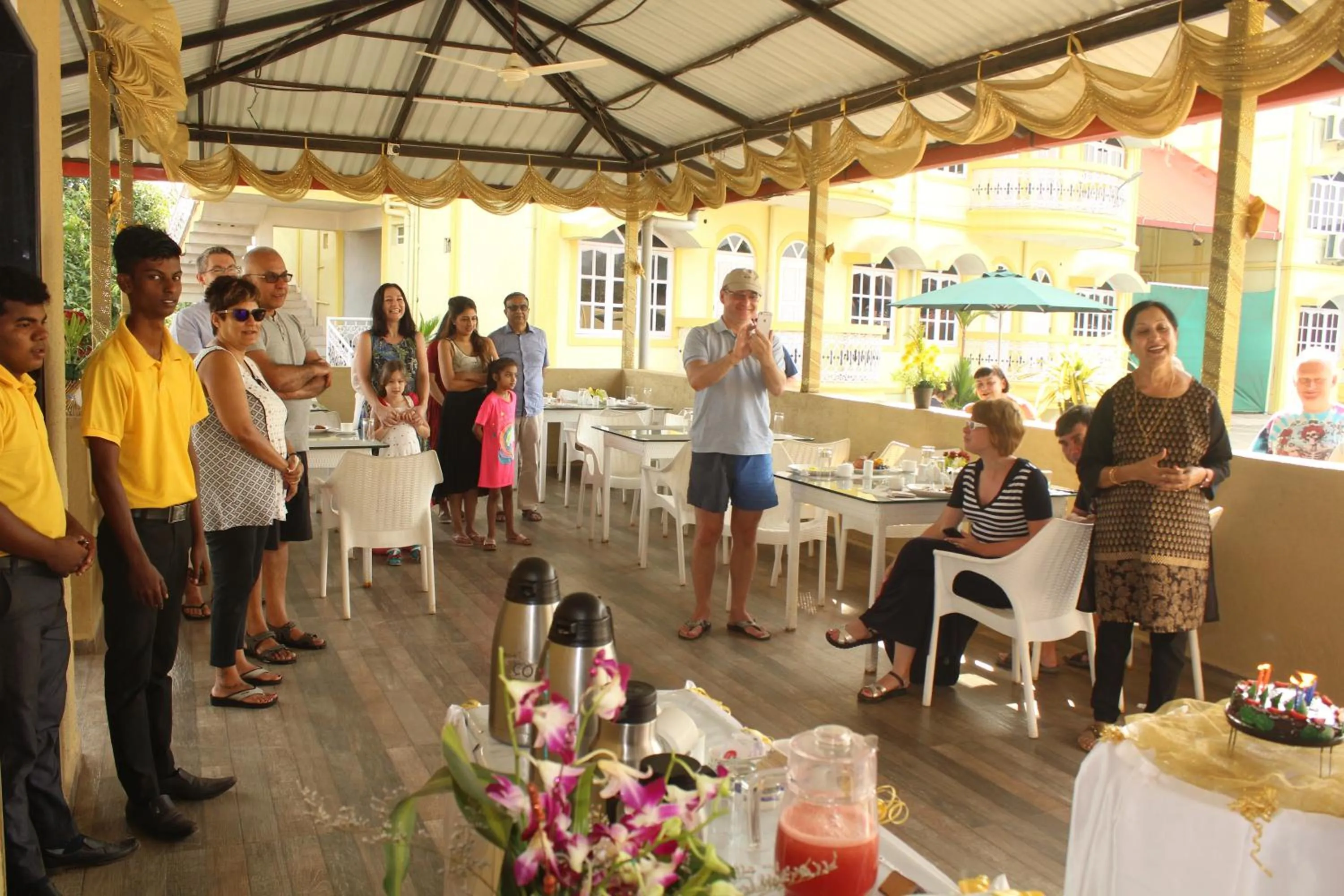 Food and drinks in Praia Da Oura - Boutique Resort