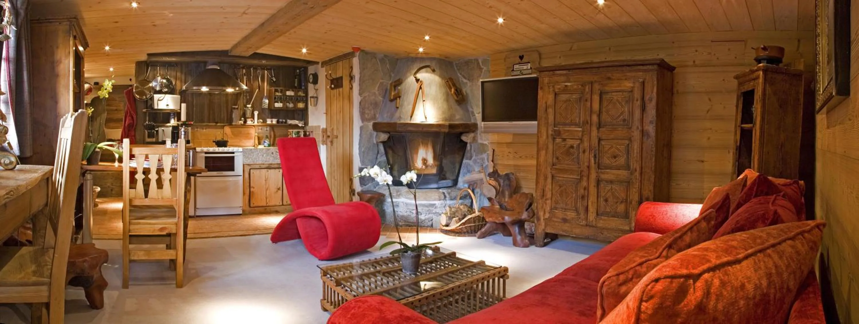 Seating area in Hôtel Les Chalets de Philippe avec Jacuzzis Privatifs