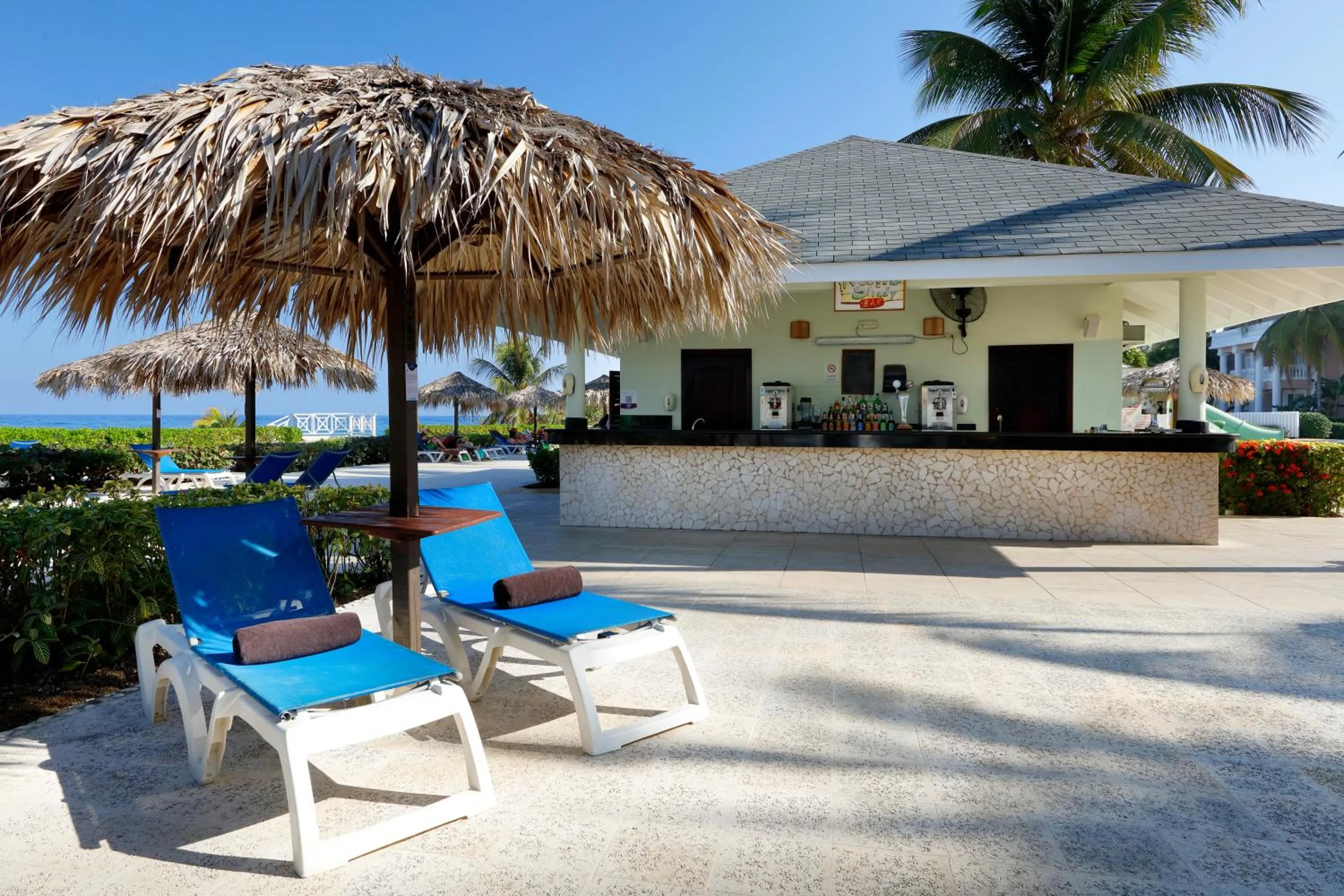 Swimming pool in The Signature Level at Grand Palladium Lady Hamilton Resort & Spa- All Inclusive