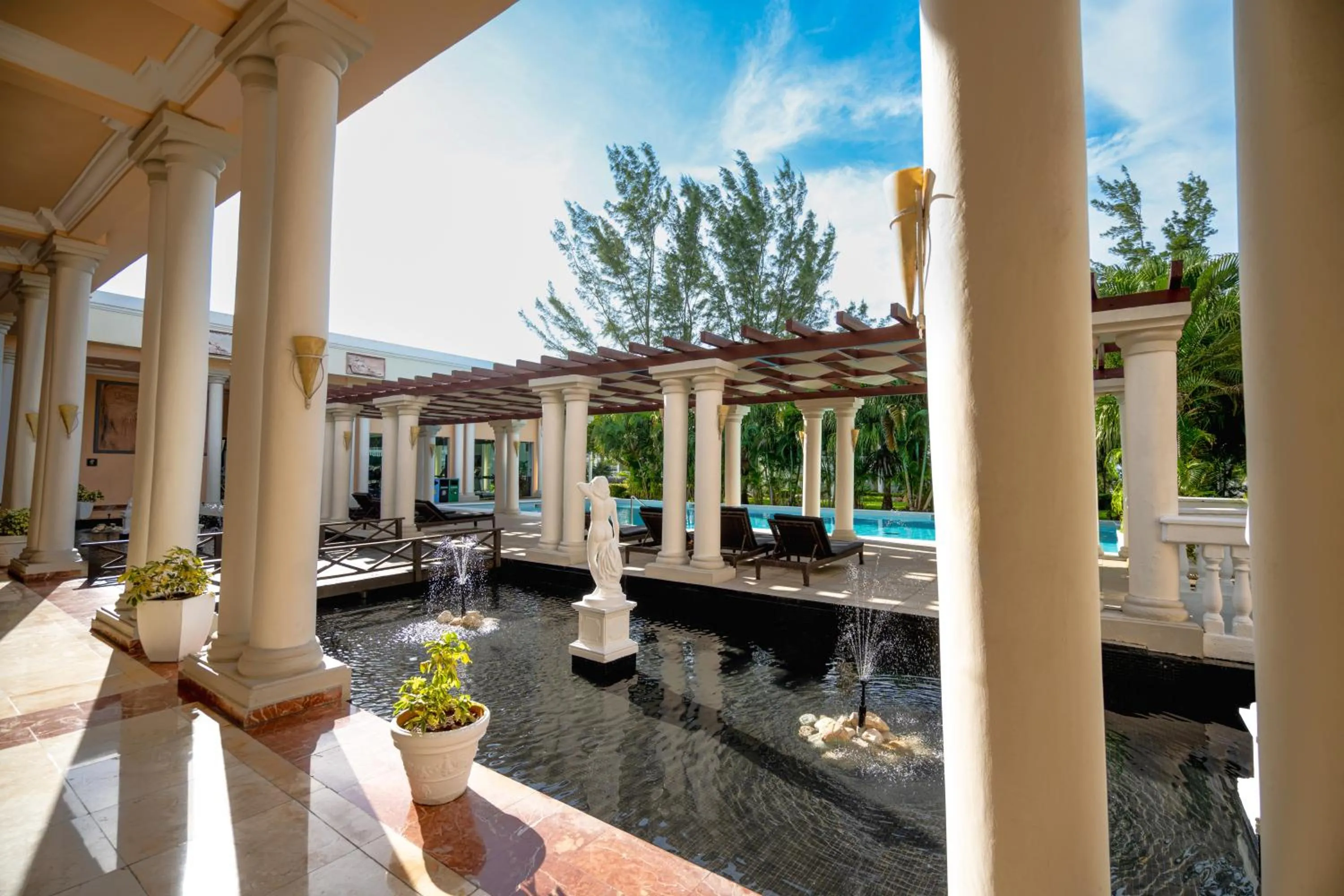 Spa and wellness centre/facilities in The Signature Level at Grand Palladium Lady Hamilton Resort & Spa- All Inclusive