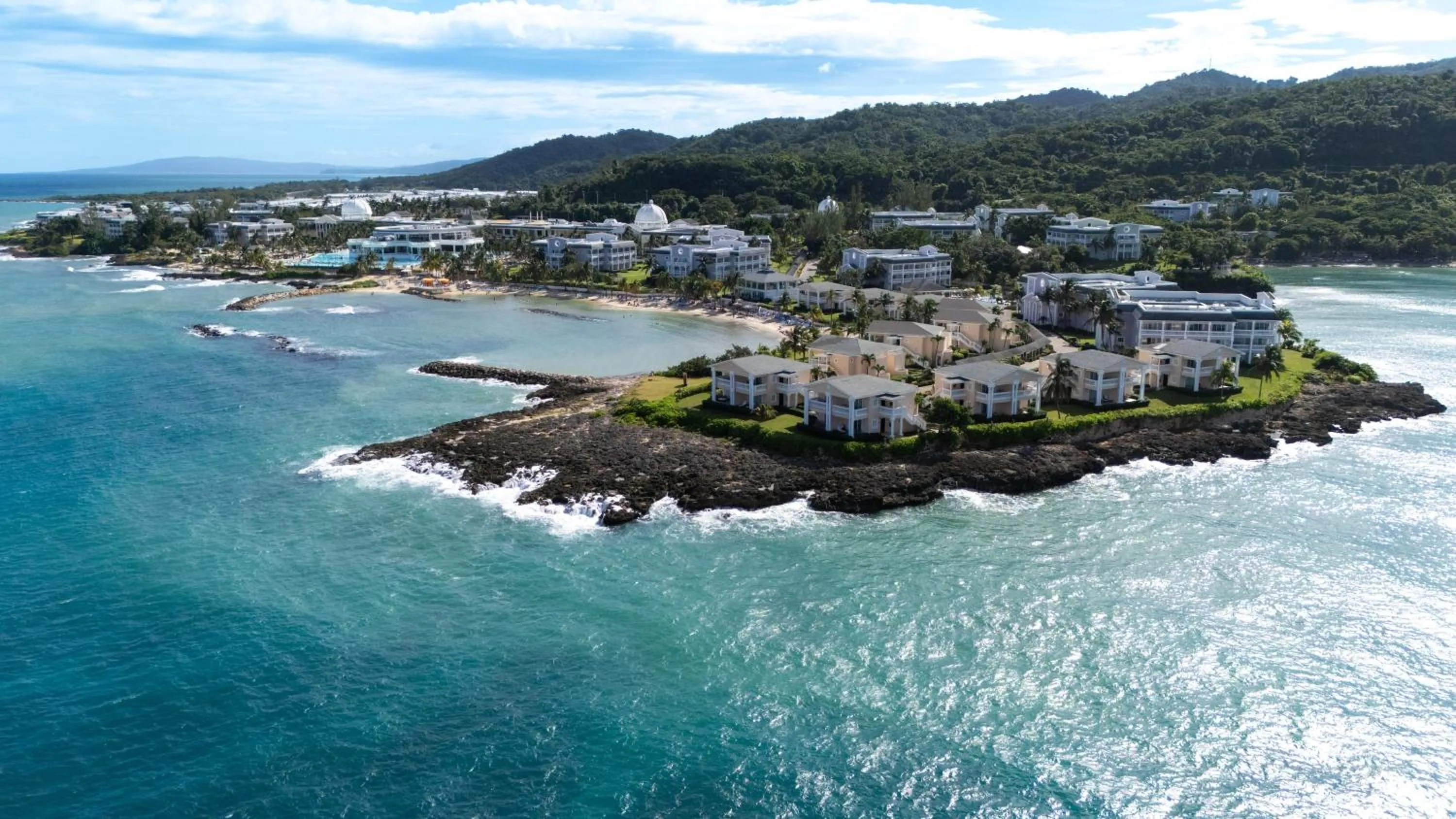 Property building in The Signature Level at Grand Palladium Lady Hamilton Resort & Spa- All Inclusive