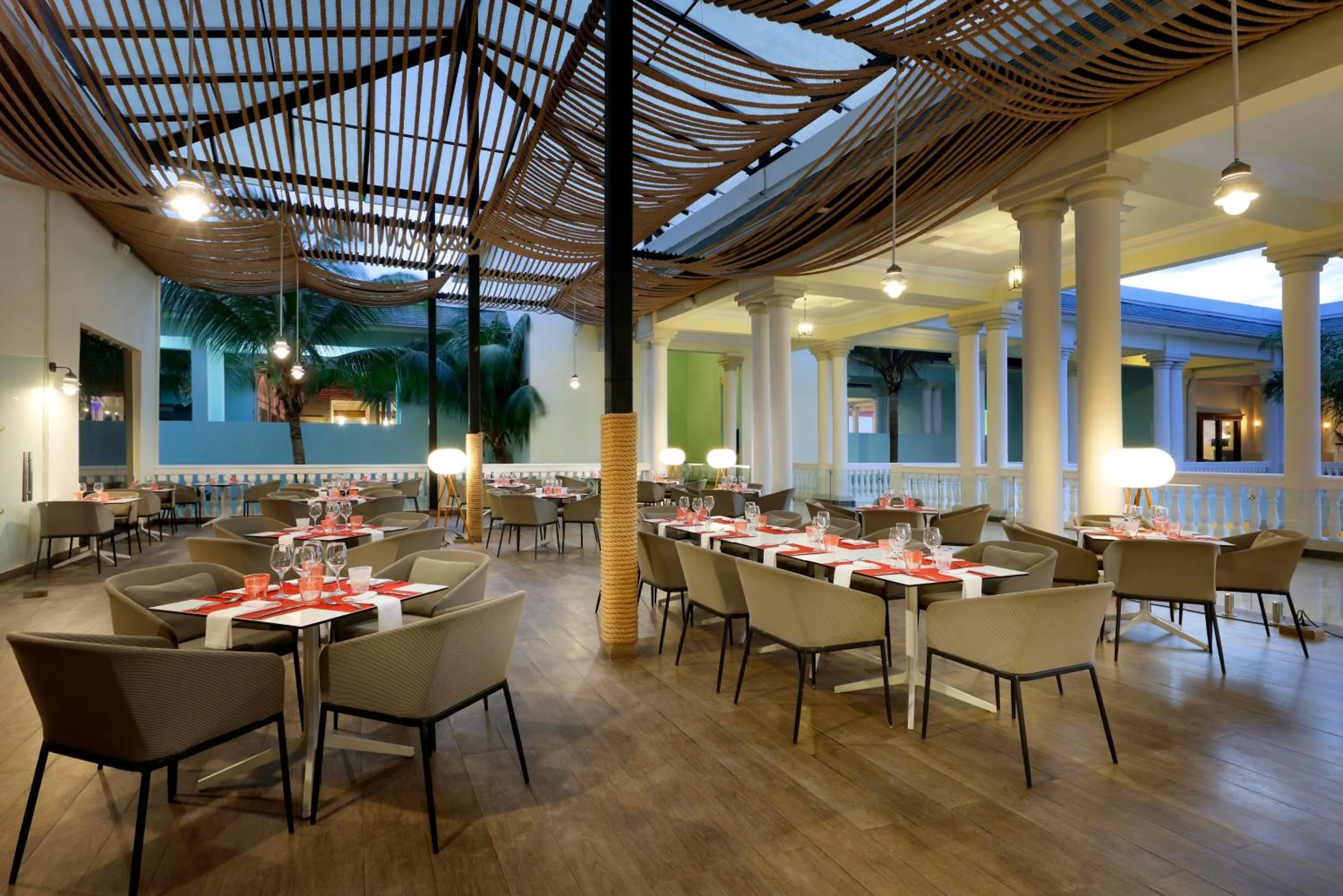 Restaurant/places to eat in The Signature Level at Grand Palladium Lady Hamilton Resort & Spa- All Inclusive
