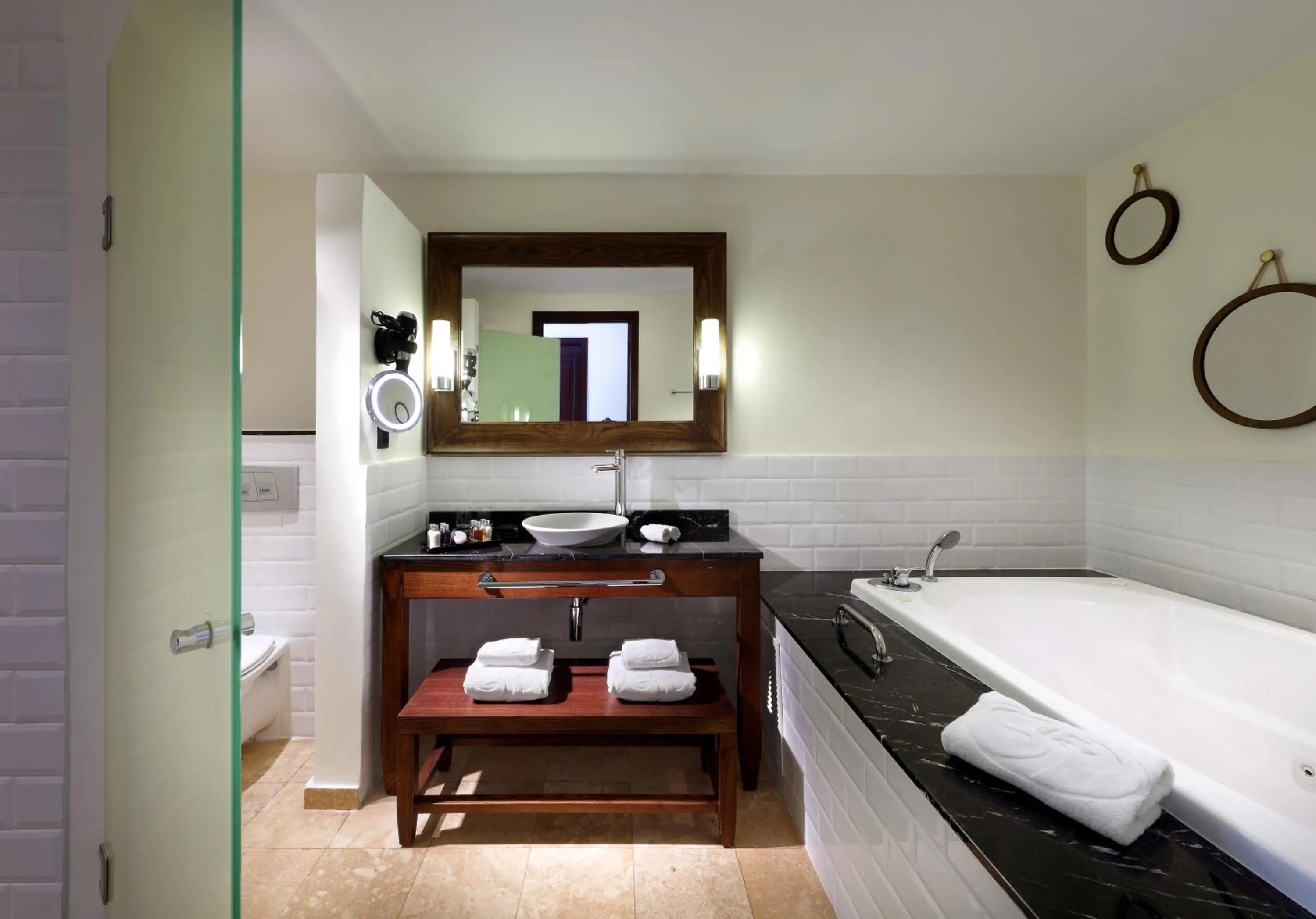 Bathroom, Bed in The Signature Level at Grand Palladium Lady Hamilton Resort & Spa- All Inclusive