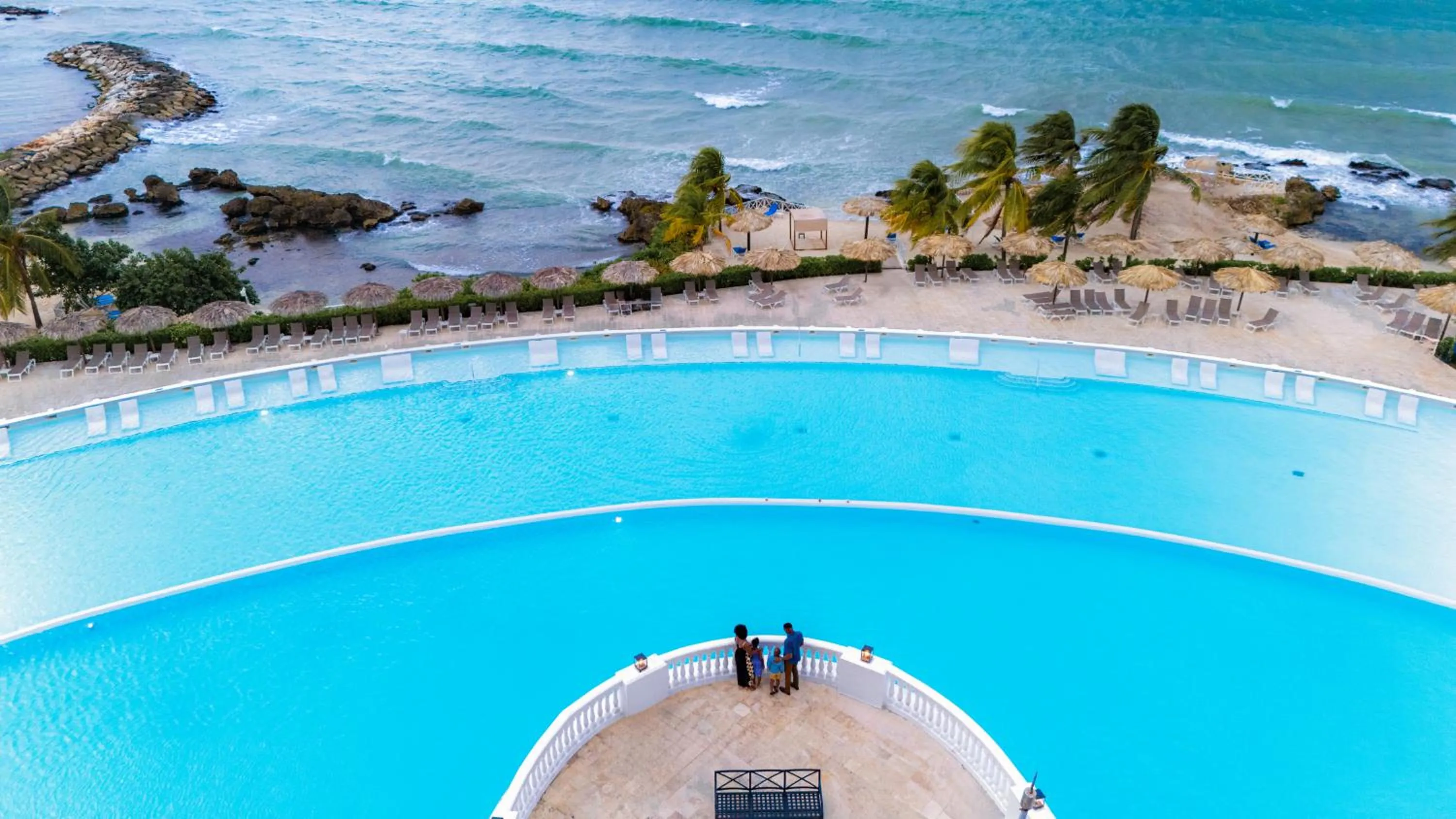 Swimming pool in The Signature Level at Grand Palladium Lady Hamilton Resort & Spa- All Inclusive