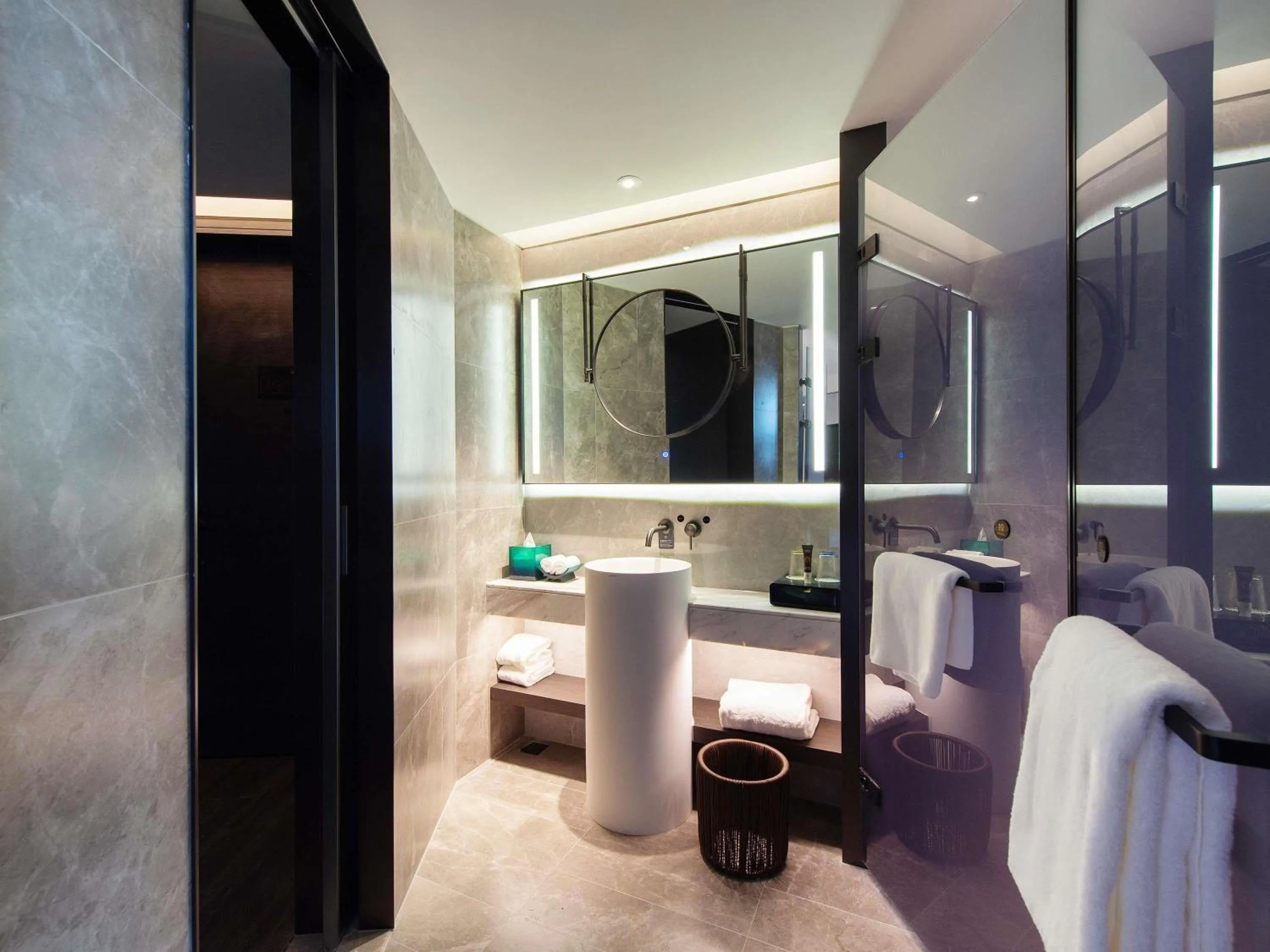 Bedroom in Novotel Kunming City Center