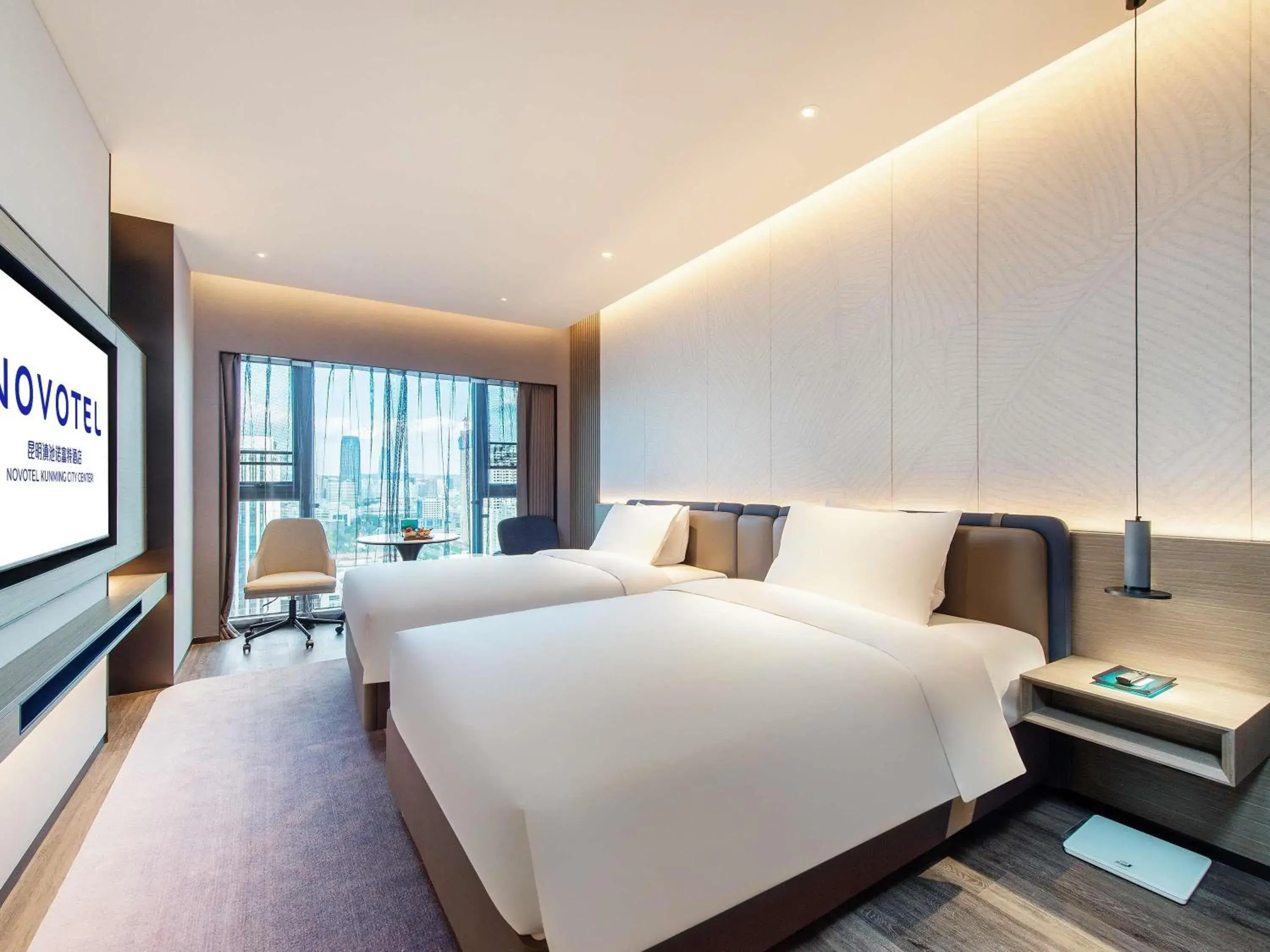 Deluxe Room Twin Beds in Novotel Kunming City Center Deluxe Room Twin Beds in Novotel Kunming City Center
