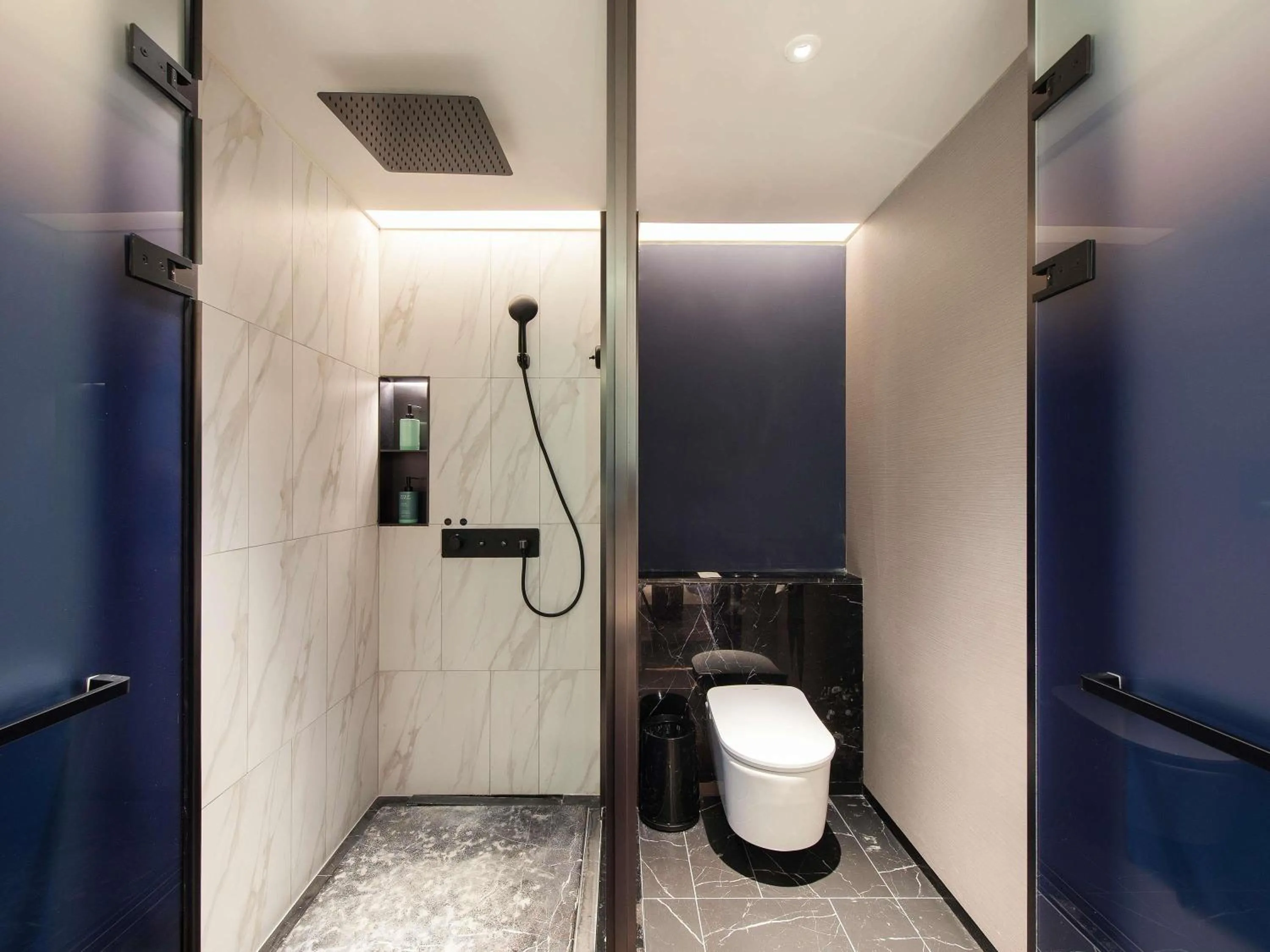 Bedroom in Novotel Kunming City Center