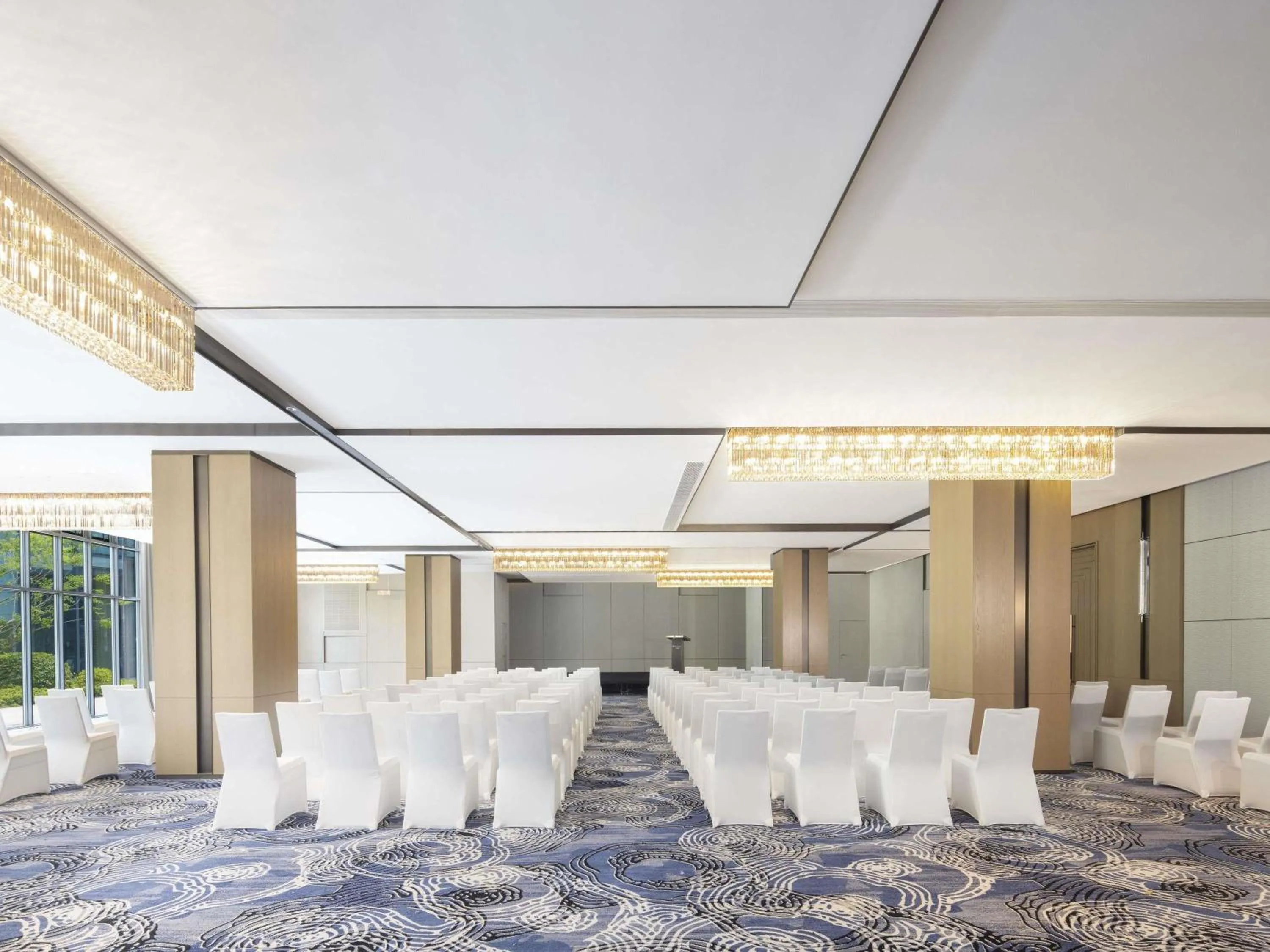 Meeting/conference room in Pullman Taizhou Shenxianju