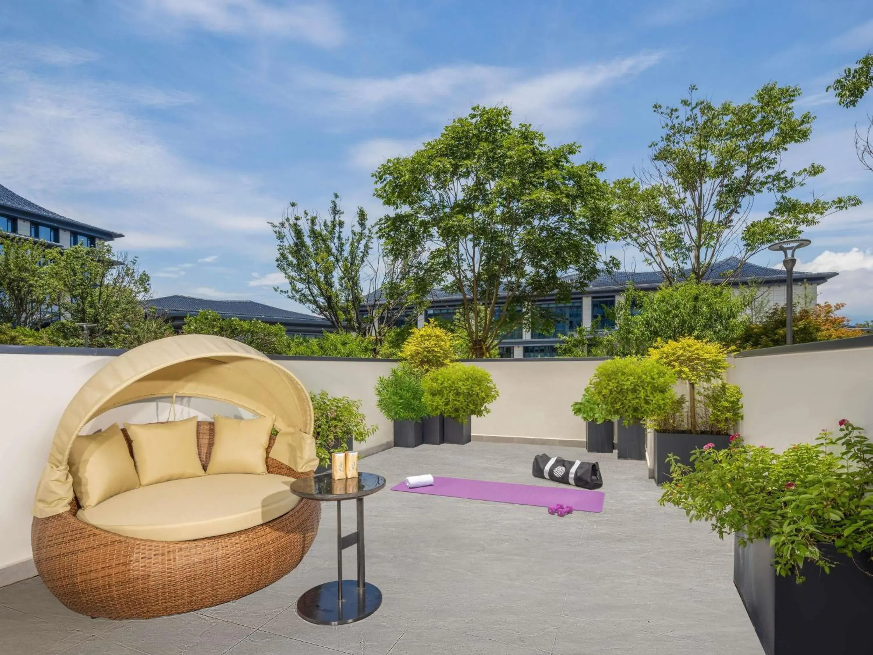 Courtyard King Bed Room in Pullman Taizhou Shenxianju Courtyard King Bed Room in Pullman Taizhou Shenxianju