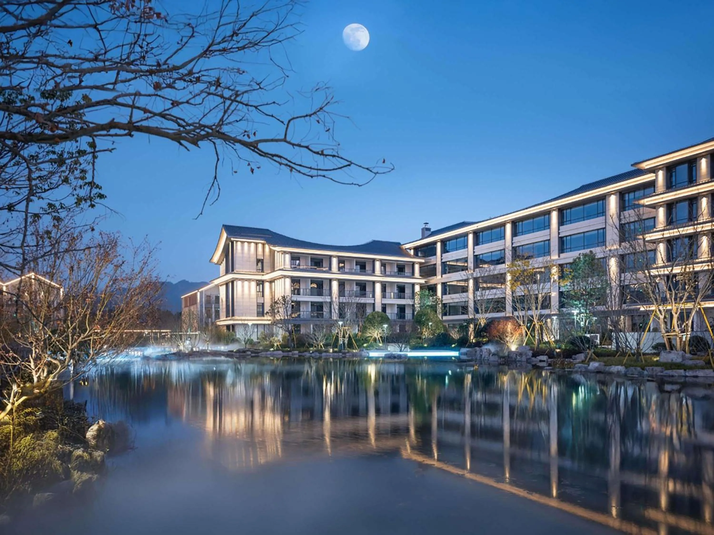 Property building in Pullman Taizhou Shenxianju