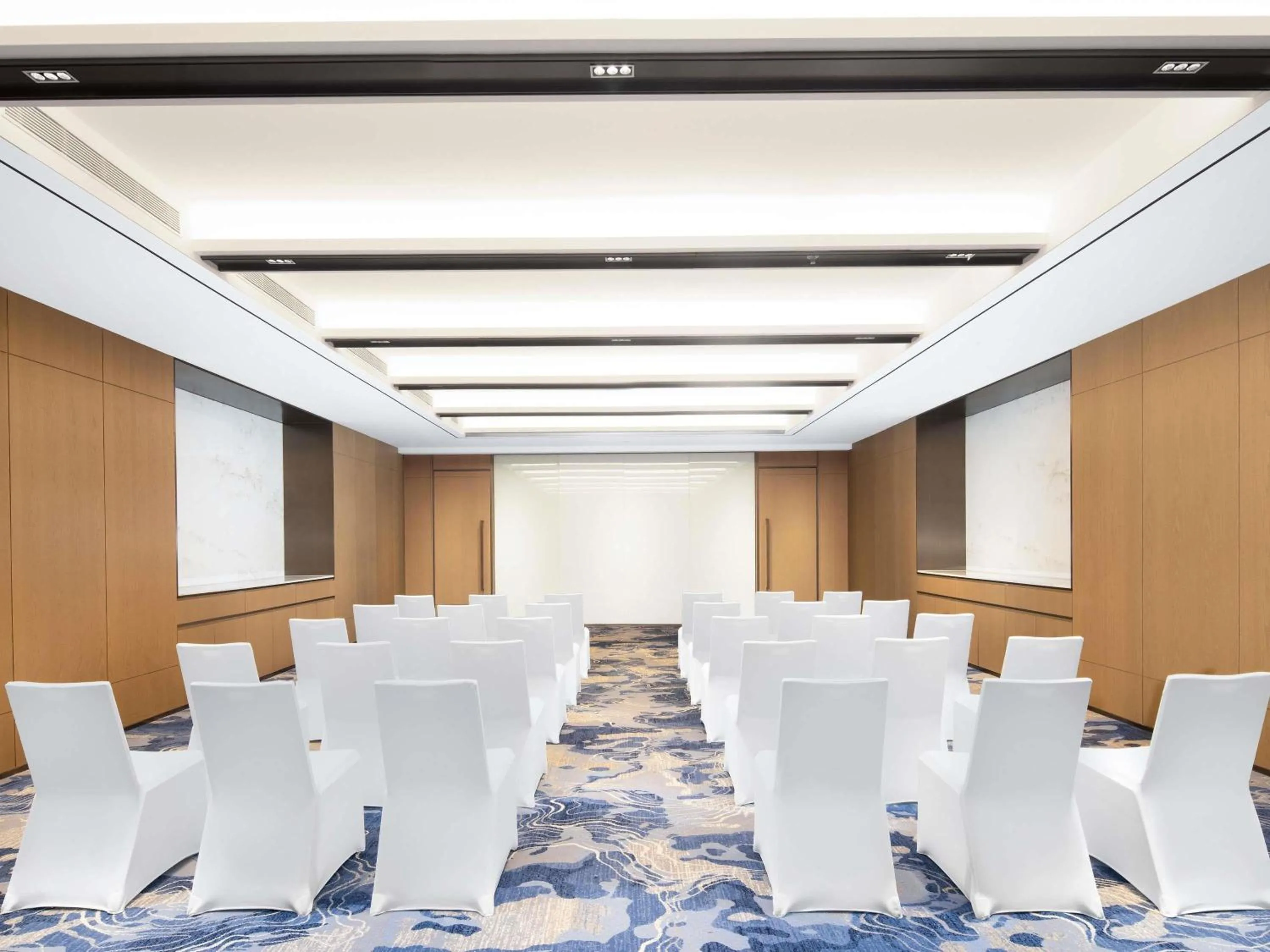 Meeting/conference room in Pullman Taizhou Shenxianju