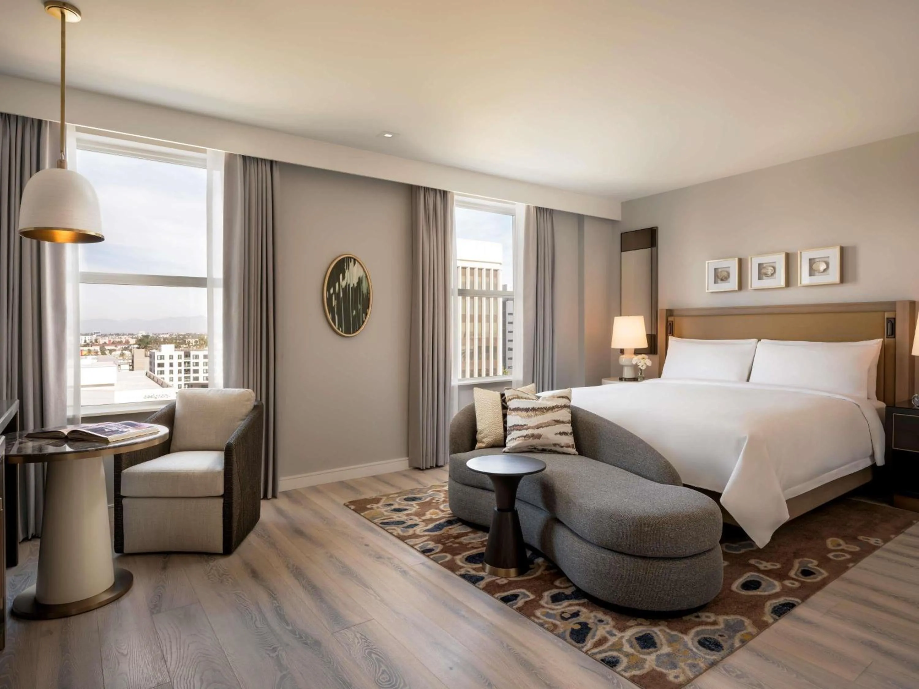 Bedroom, Bed in Fairmont Breakers Long Beach