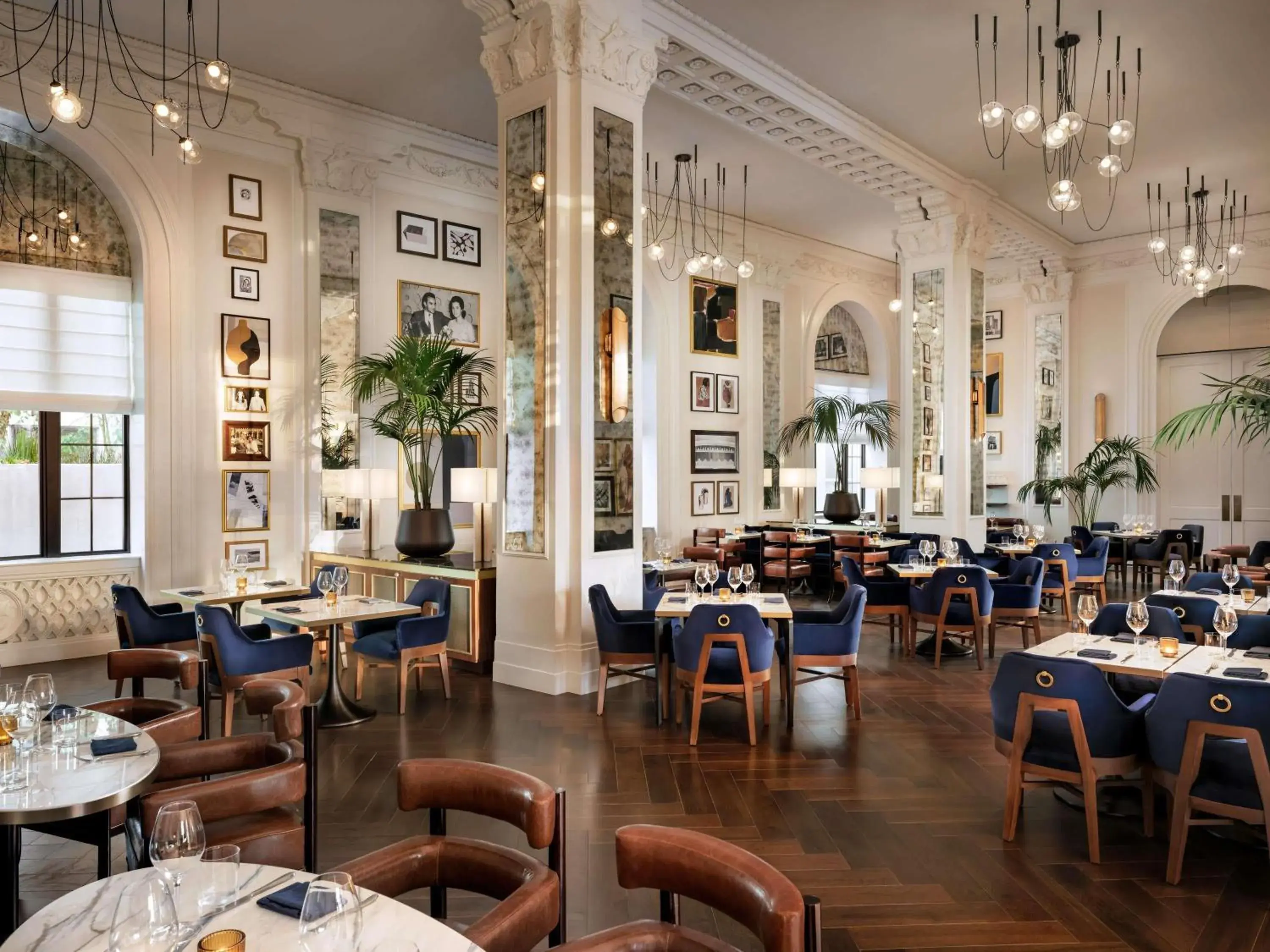 Property building in Fairmont Breakers Long Beach Property building in Fairmont Breakers Long Beach