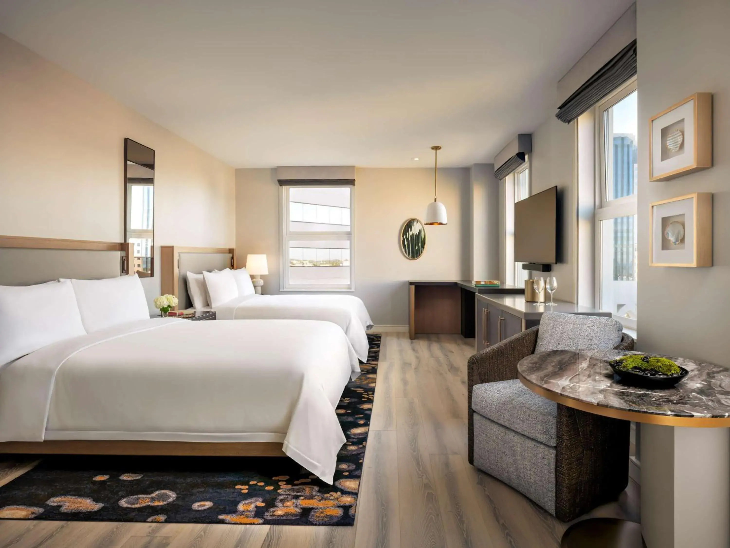 Bedroom, Bed in Fairmont Breakers Long Beach Bedroom, Bed in Fairmont Breakers Long Beach