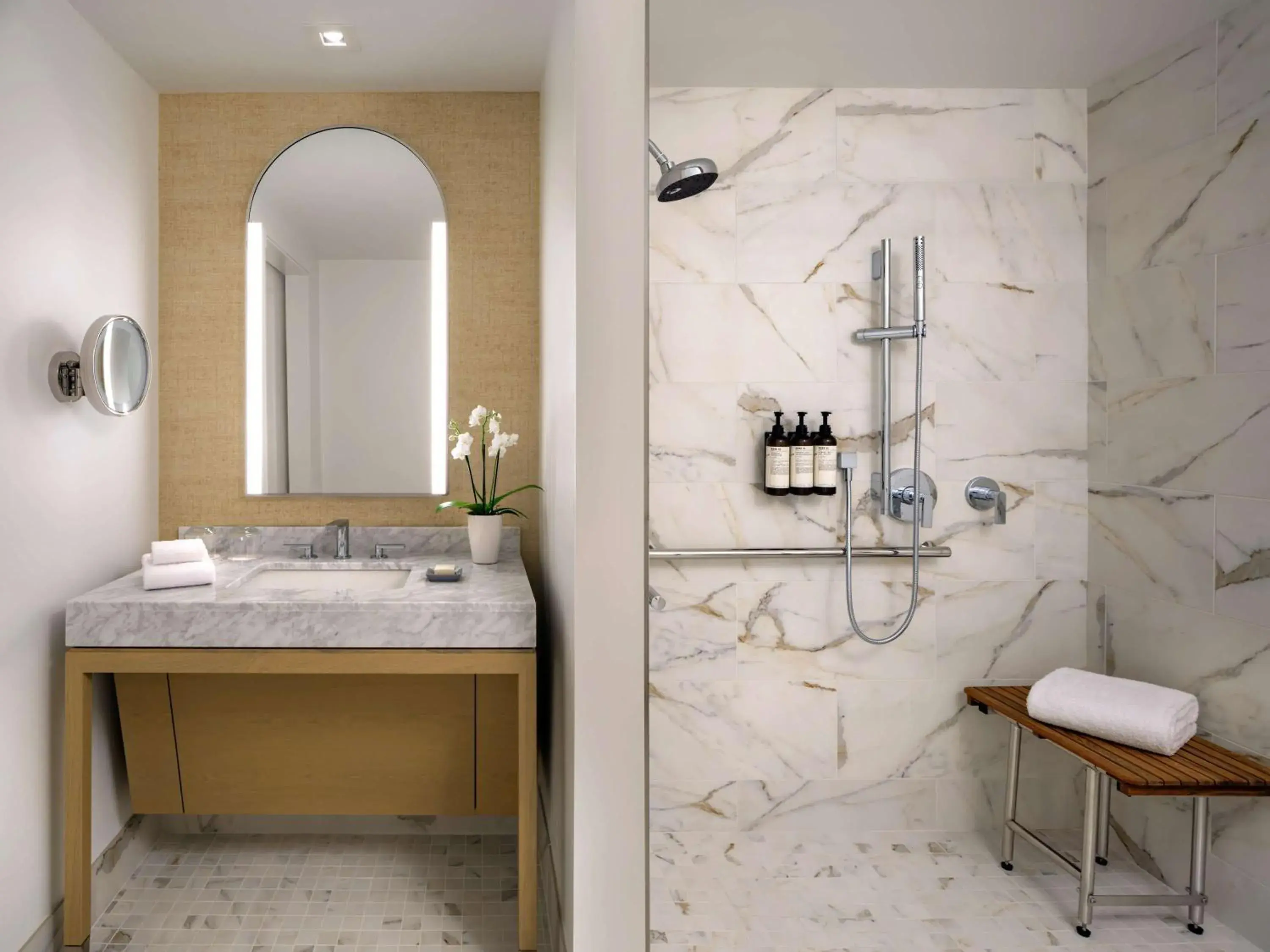 Fairmont Room with Two Queen Beds and Roll In Shower in Fairmont Breakers Long Beach Fairmont Room with Two Queen Beds and Roll In Shower in Fairmont Breakers Long Beach