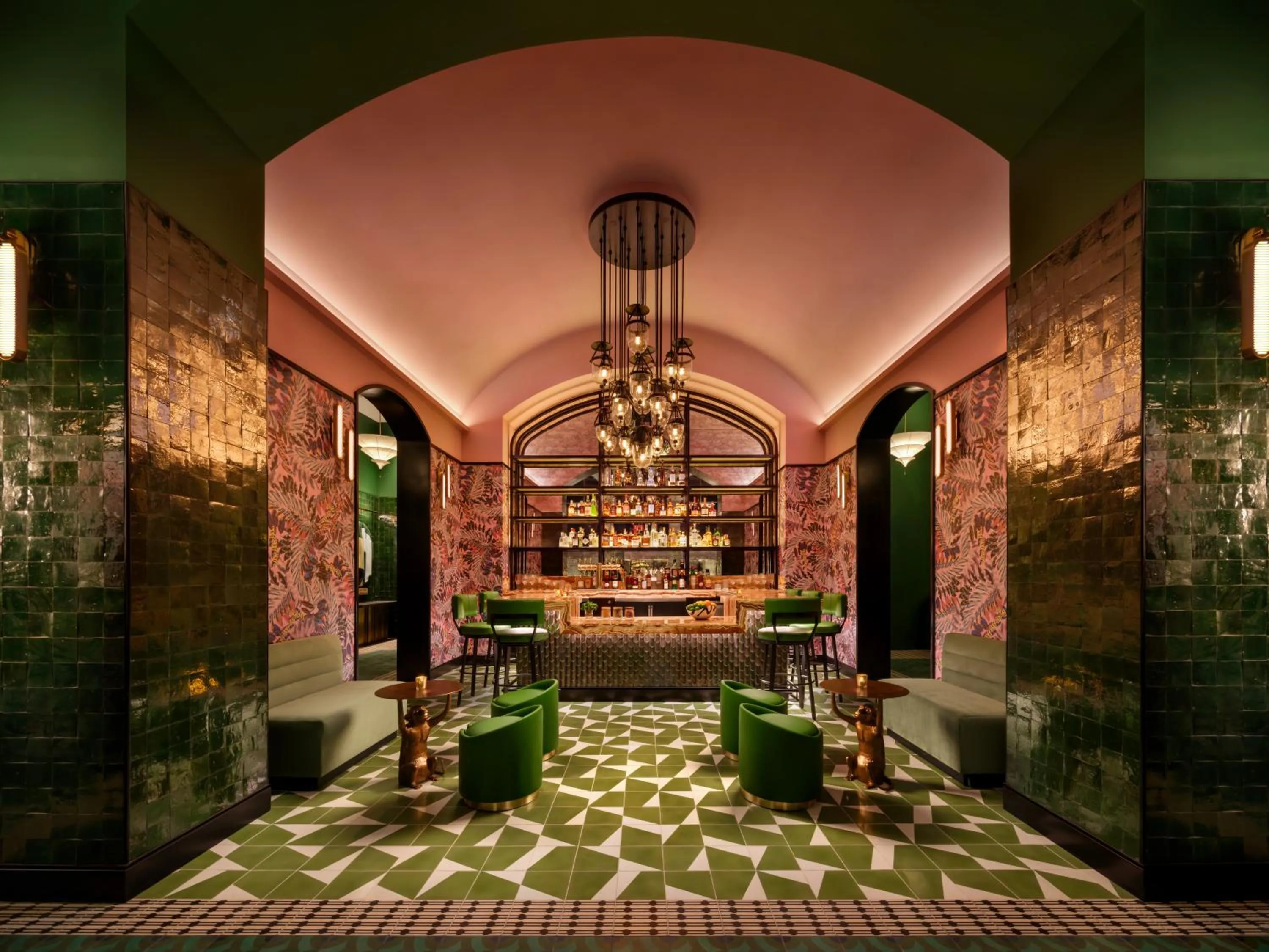 Lounge or bar in Fairmont Breakers Long Beach