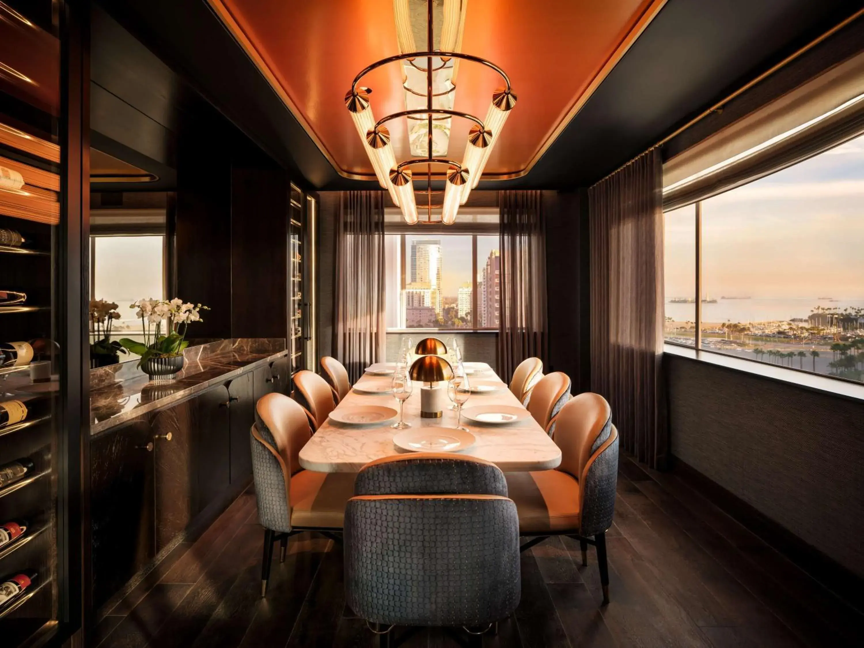 Restaurant/places to eat in Fairmont Breakers Long Beach Restaurant/places to eat in Fairmont Breakers Long Beach