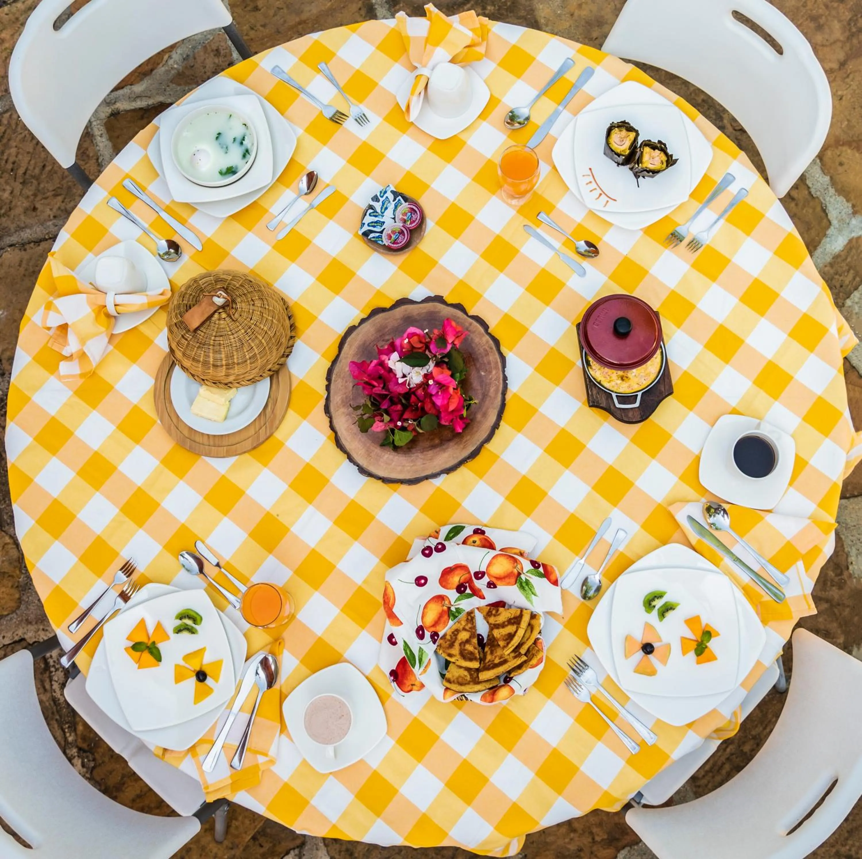Food and drinks in Hotel Hacienda Macedonia