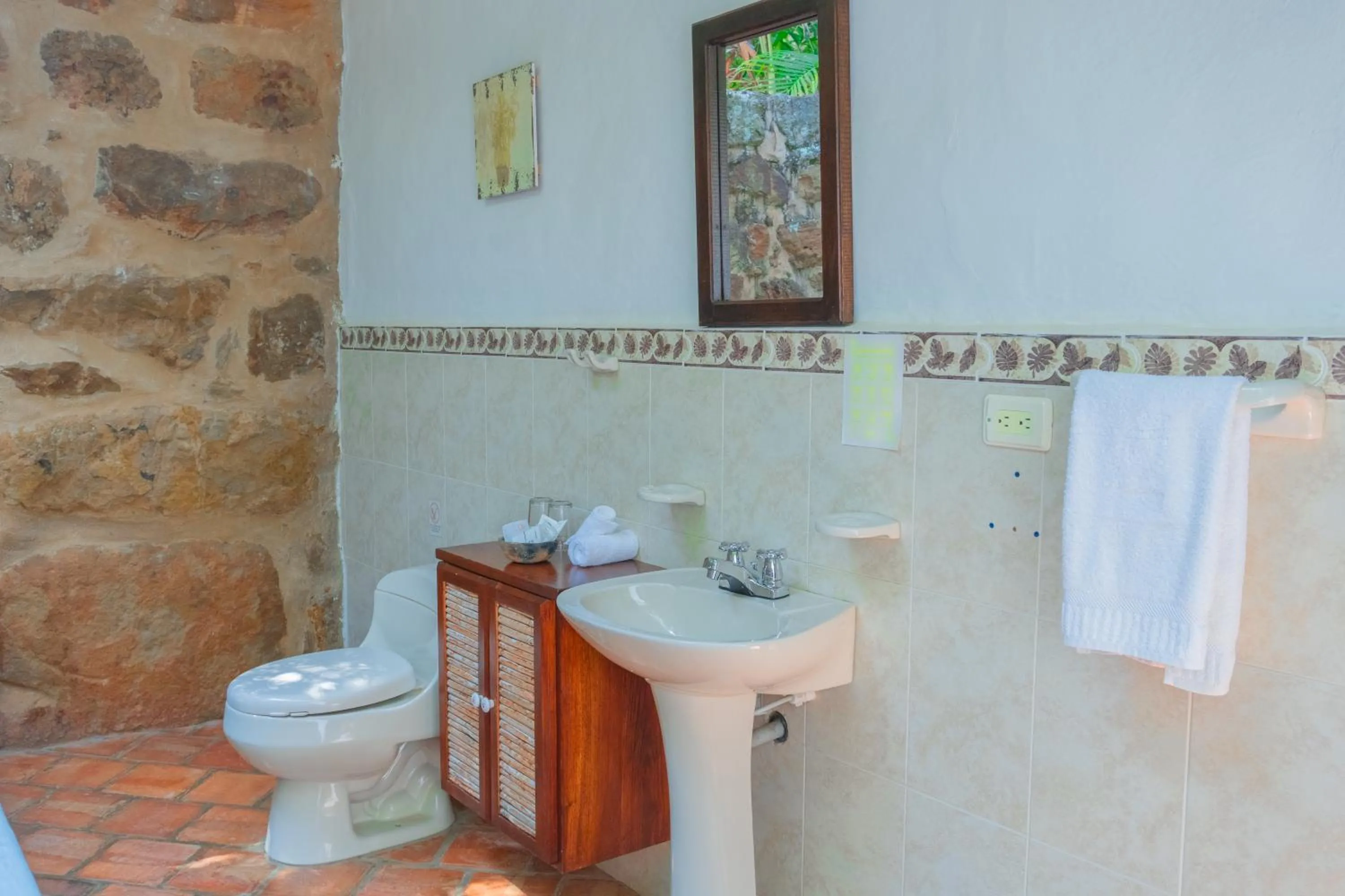 Toilet in Hotel Hacienda Macedonia