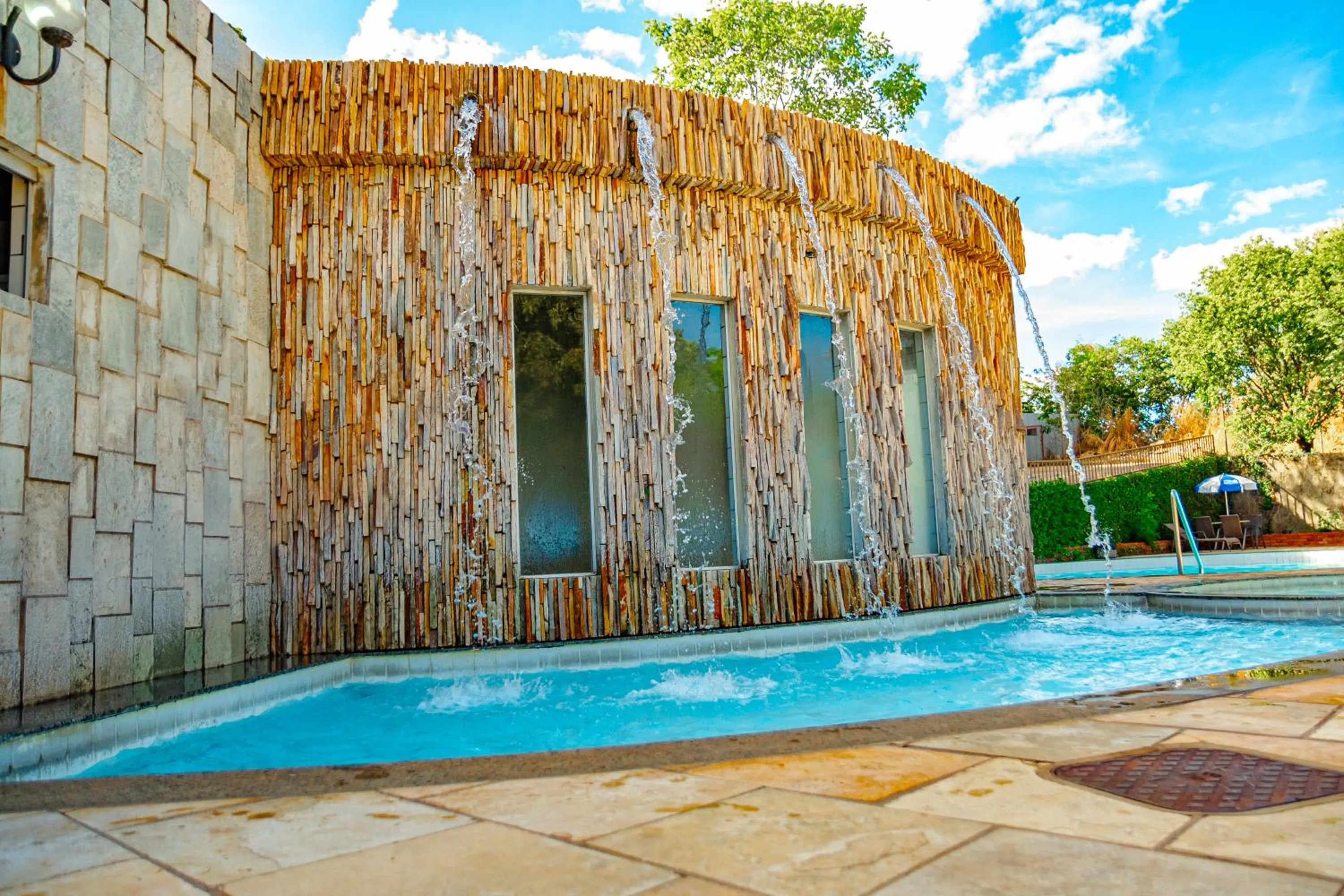 Swimming pool in diRoma Thermas direto com o Grupo diRoma com acesso ao Acqua Park e Café da manhã