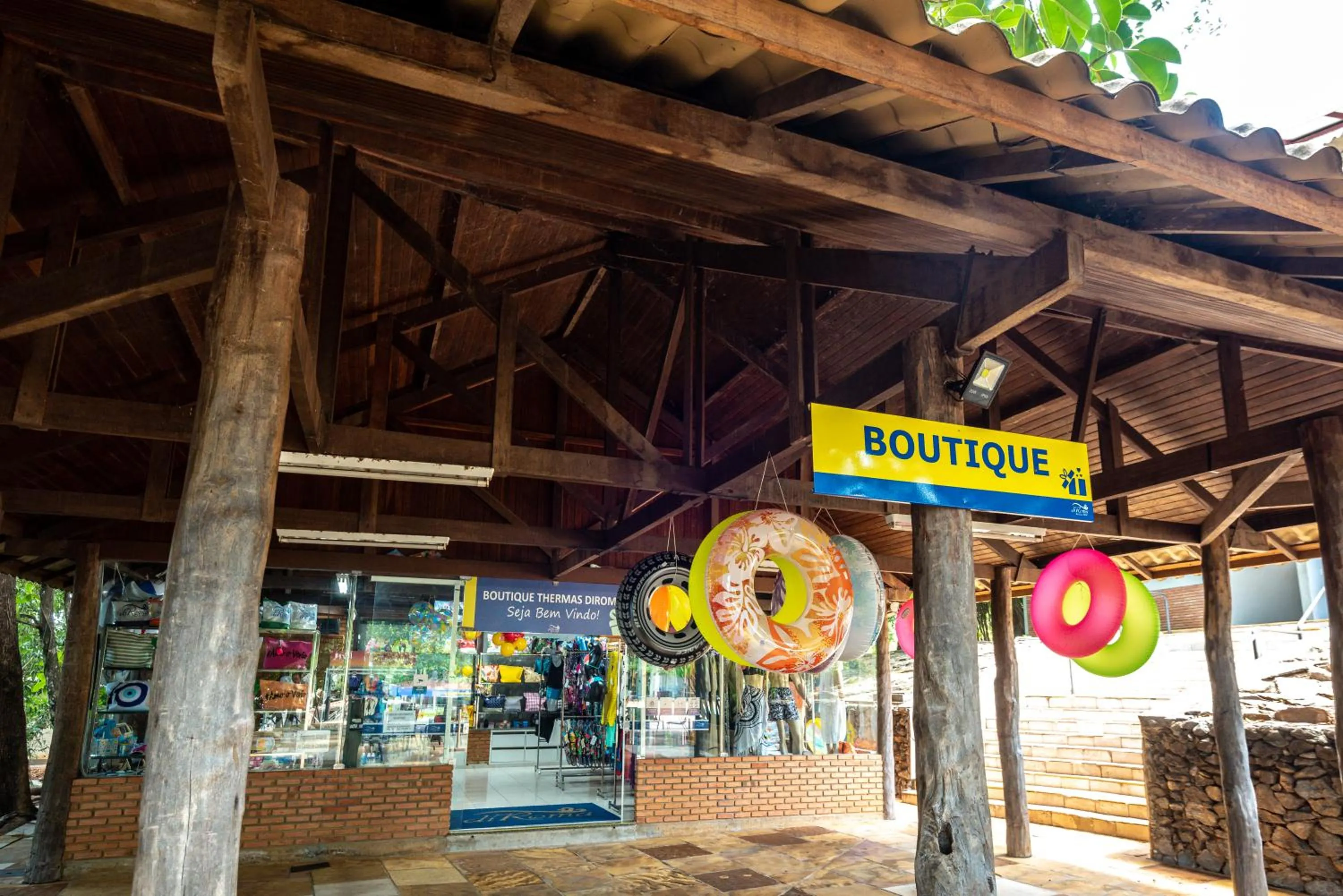 On-site shops in diRoma Thermas direto com o Grupo diRoma com acesso ao Acqua Park e Café da manhã
