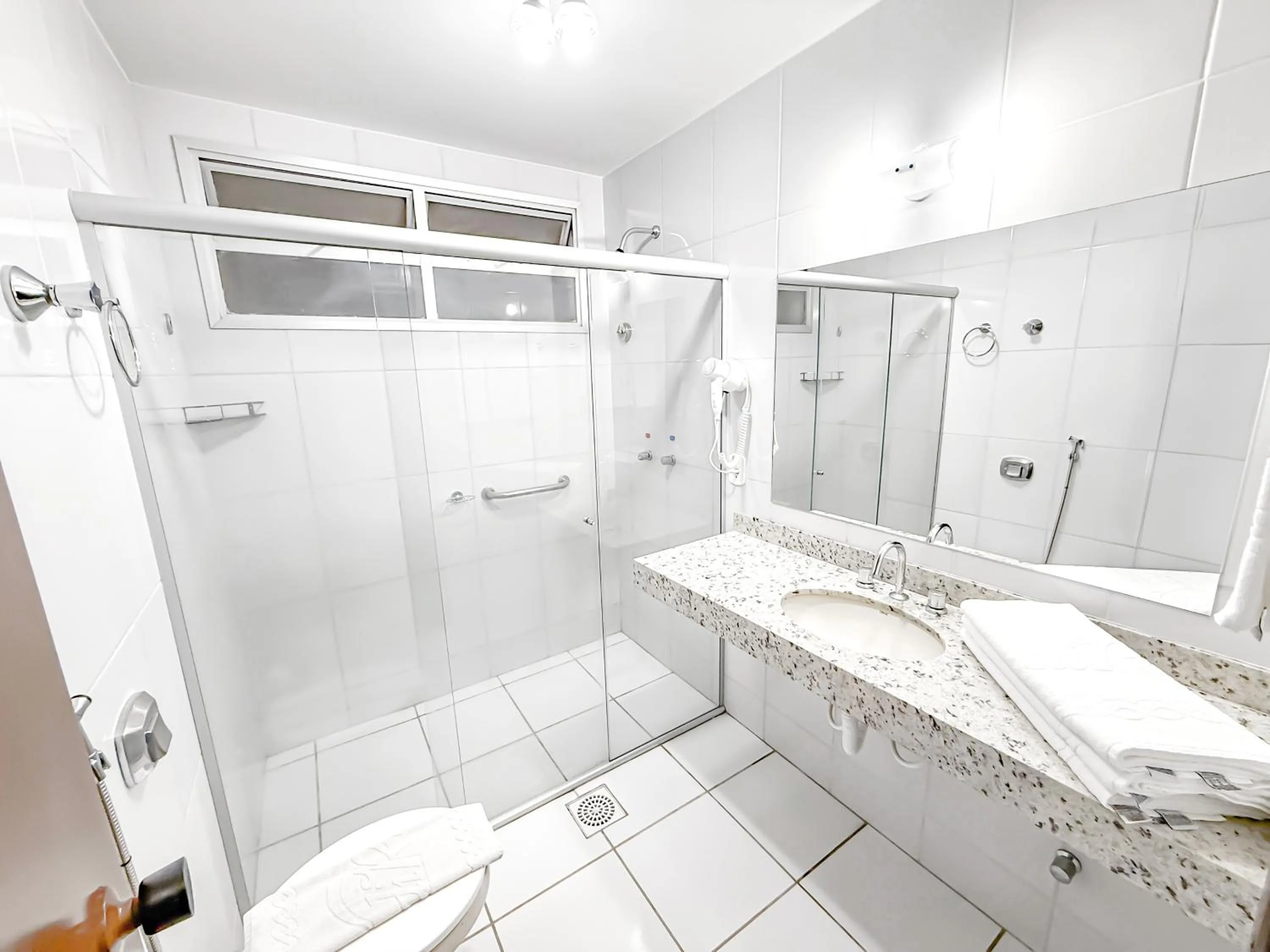 Bathroom in diRoma Thermas direto com o Grupo diRoma com acesso ao Acqua Park e Café da manhã
